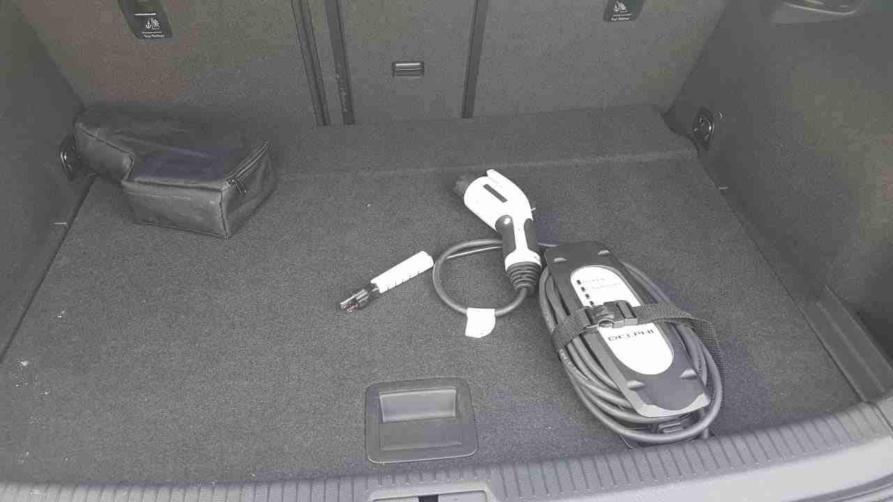 VOLKSWAGEN E-GOLF 2015 SILVER
لا تنسَ أنك شاهدت هذا الإعلان في عنكبوت
2015 جولف كهرباء E Golf SE...