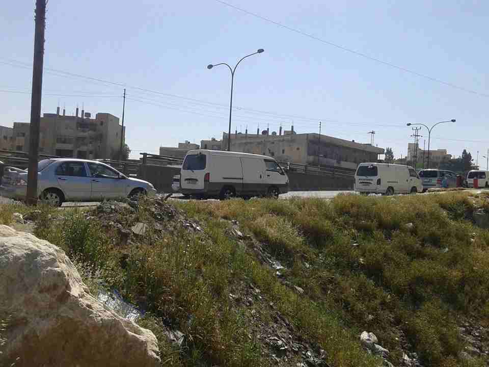 الأردن - عمان
قطعة ارض تجاري في أبو علندا/ نهاية طريق الحزام
القرية: أبو علندا
حوض: البلد
المساحة: 835م
الموقع: نهاية طريق الحزام
القطعة واقعة على شارعين
واجهة أماميّة على الشارع 32م، واجهة جان...