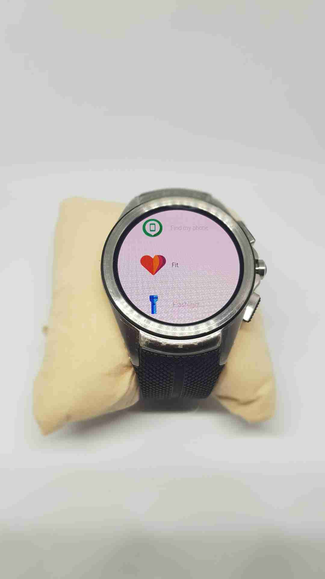 LG URBANE 2 SMART WATCH
display unit
لا تنسَ أنك شاهدت هذا الإعلان في عنكبوت
LG URBANE 2 SMA...