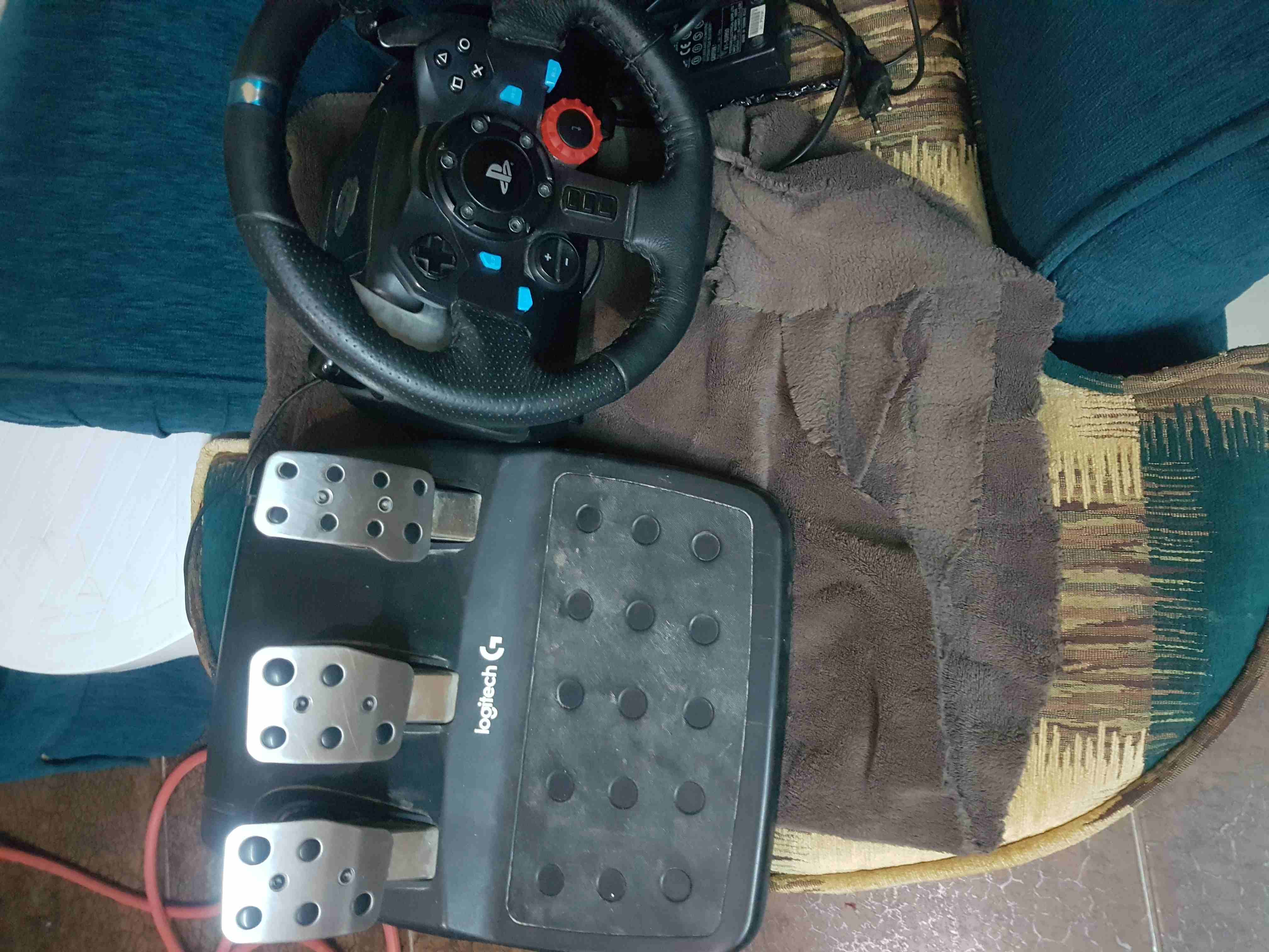 ستيرنج مع دعسات logitech G29                                            


	 				لا تنسَ أنك شاهدت هذا الإعلان في عنكبوت            
	 				
                            logitech g29
ستيرنج ودعسات
و...