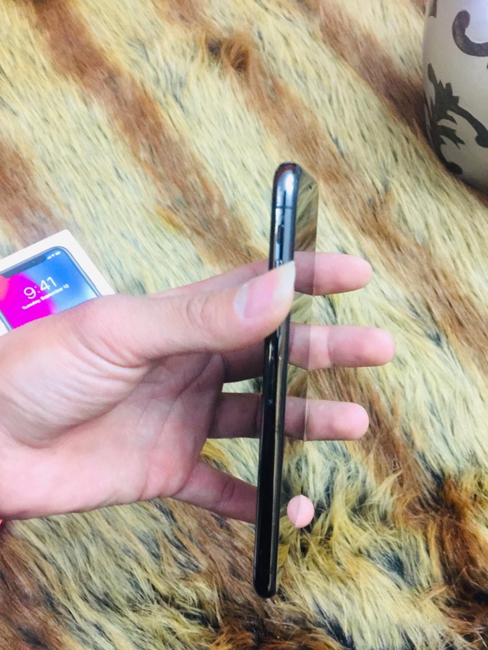 ايفون X مساحة 64 جيجا معه جميع اغراضه اخو الجديد التلفون بسعر مغري
لا تنسَ أنك شاهدت هذا الإعلان في عنكبوت...