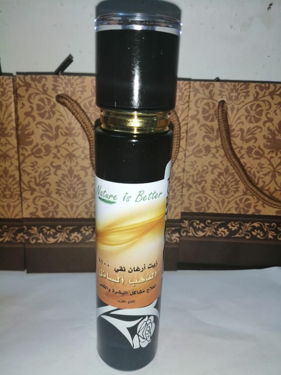 زيت أرغان                                            


	 				لا تنسَ أنك شاهدت هذا الإعلان في عنكبوت            
	 				
                                زيت أرغان مغربي
نقي وصافي 100%
لعلاج مشاكل...