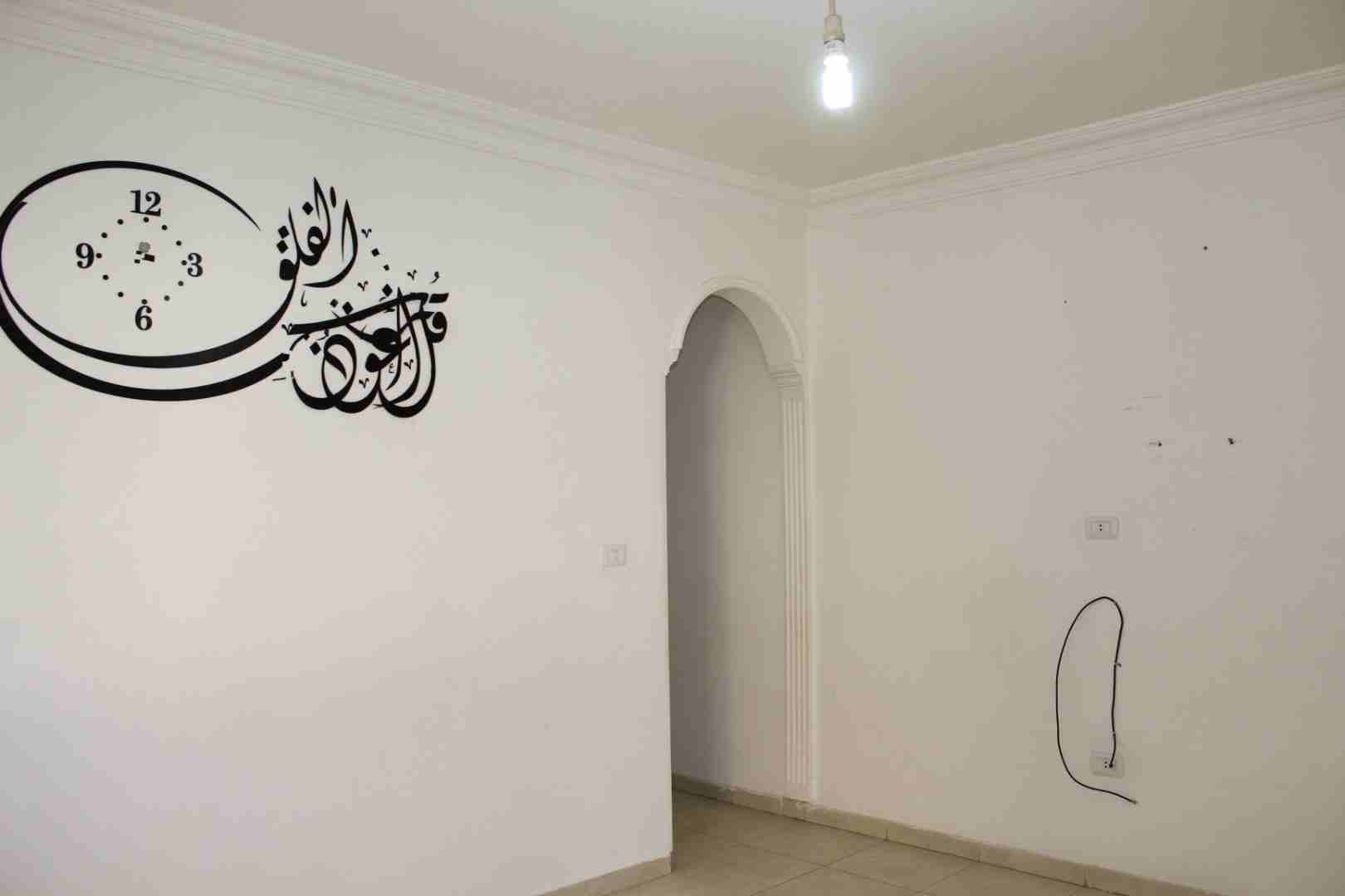 لايجار شقة فارغة سوبر ديلوكس في منطقة ام السماق 3 نوم مساحة 140 م&sup2; - ط ارضي                                            


	 				لا تنسَ أنك شاهدت هذا الإعلان في عنكبوت...