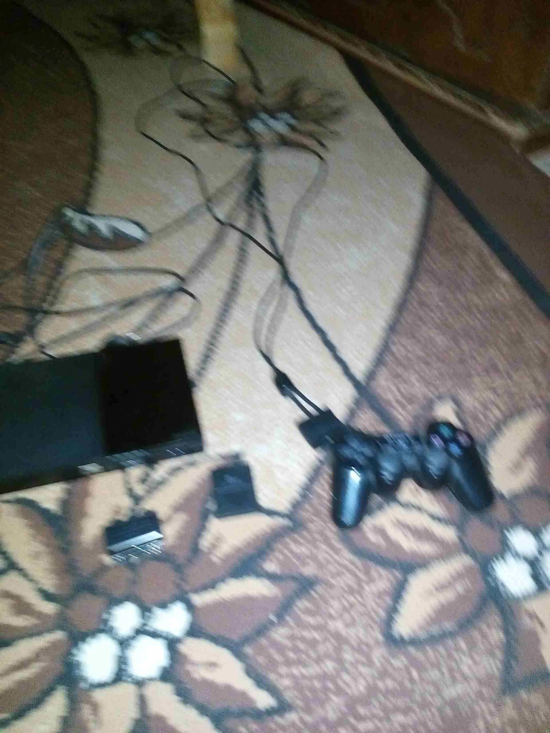 البلاستيشن 2 نضيف ممتاز
لا تنسَ أنك شاهدت هذا الإعلان في عنكبوت
جهاز بصلت على نبي البلاستيشن 2 مع...