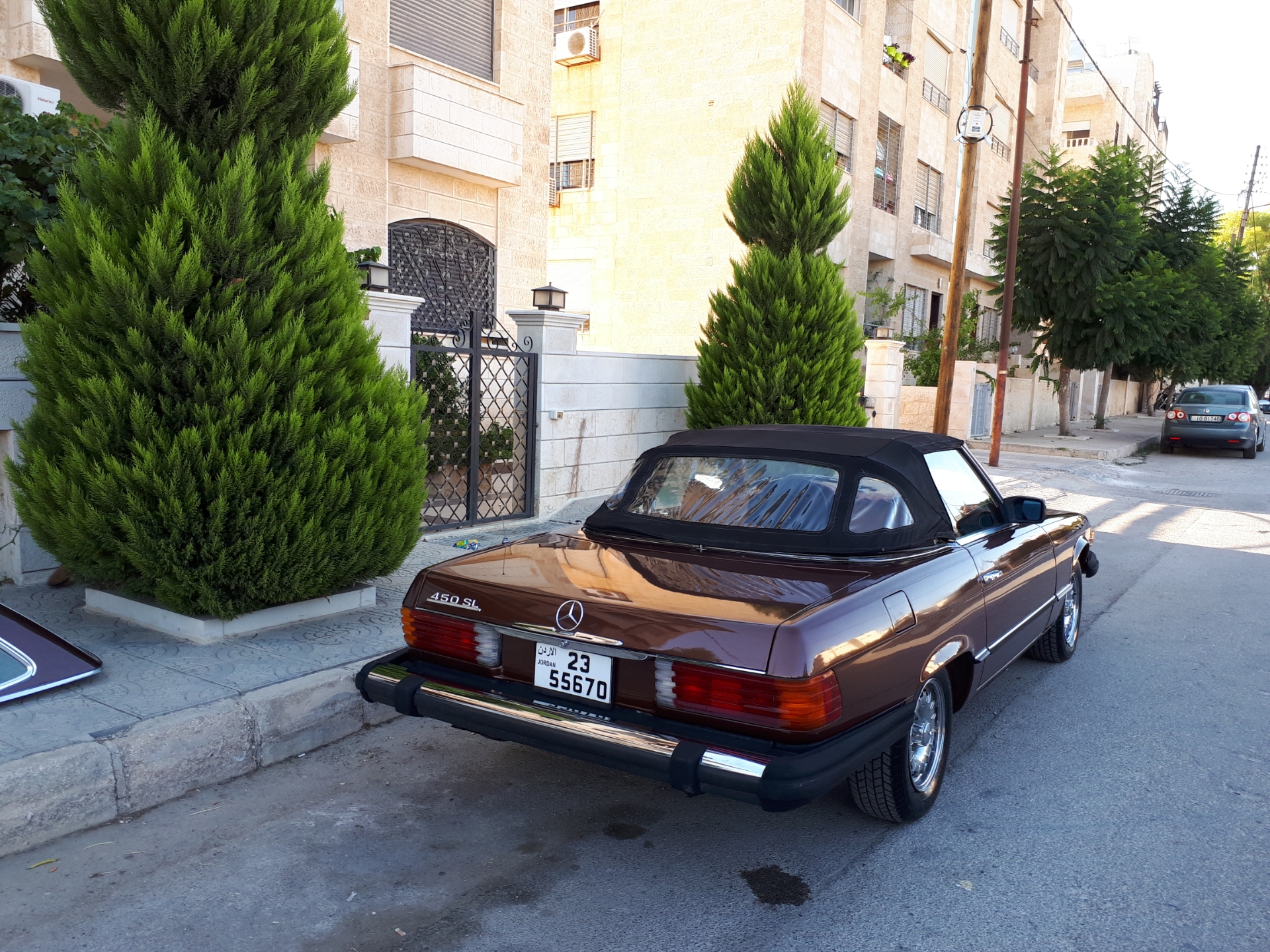 مرسيدس كلاسيك SL 450 موديل 1979
لا تنسَ أنك شاهدت هذا الإعلان في عنكبوت
مرسيدس كلاسيك SL 450...