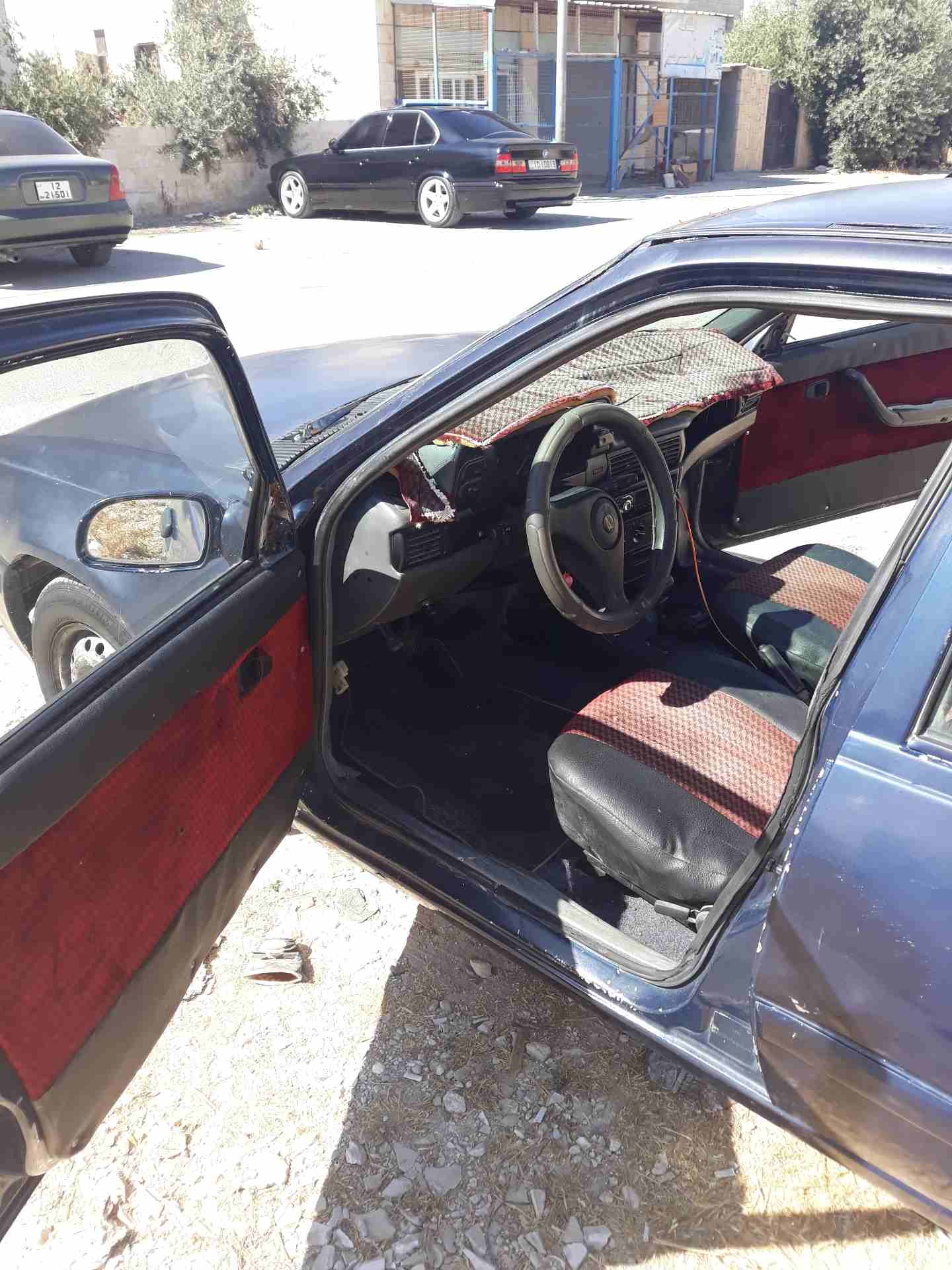 دايو ريسر 1991
لا تنسَ أنك شاهدت هذا الإعلان في عنكبوت
ترخيص سنه كامله بدها رشت دهان قير اوتوماتي...