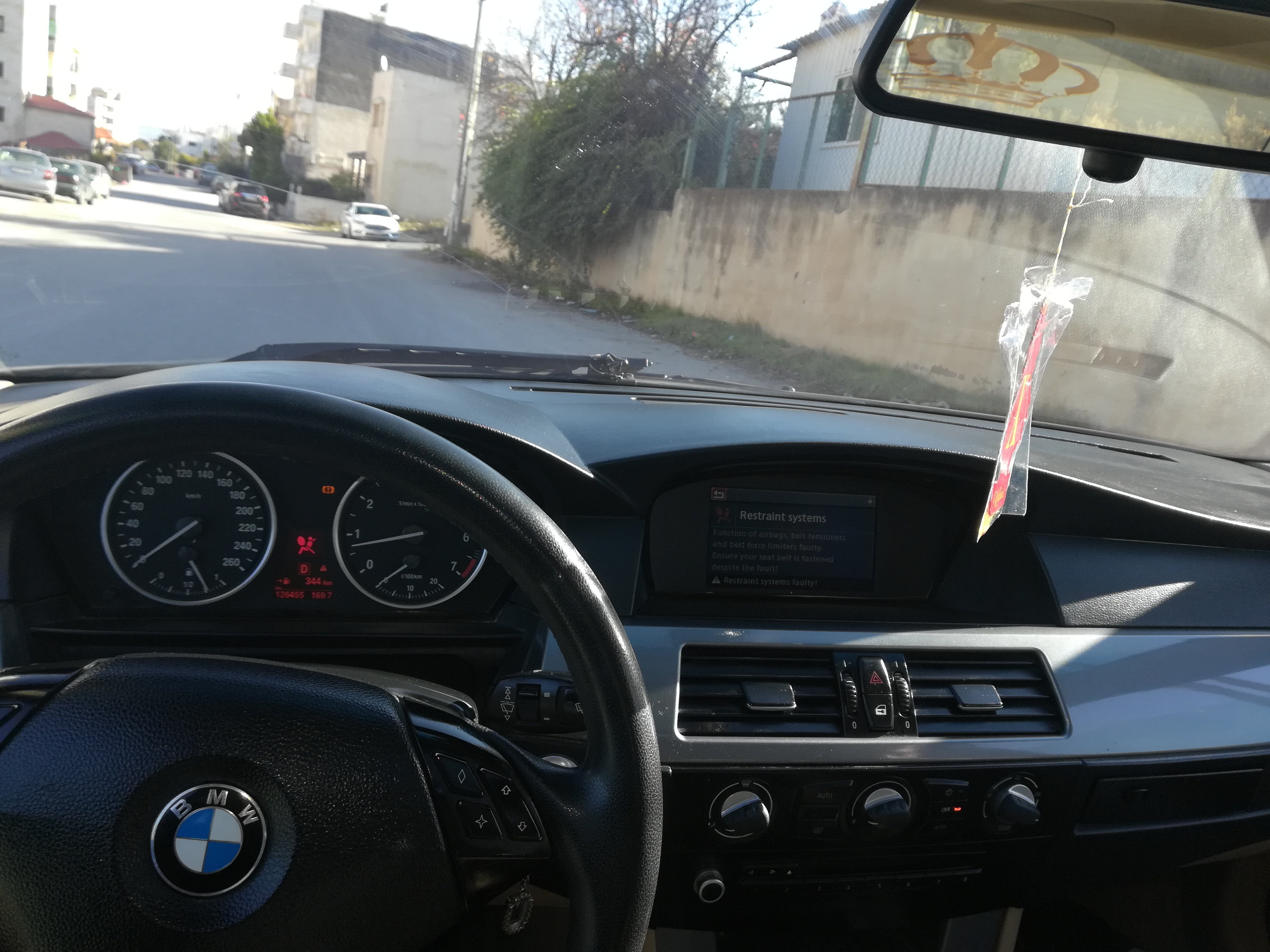 bmw 520
لا تنسَ أنك شاهدت هذا الإعلان في عنكبوت
Bmw520i موديل 2008 فل كامل فحص كامل ماتور 200...