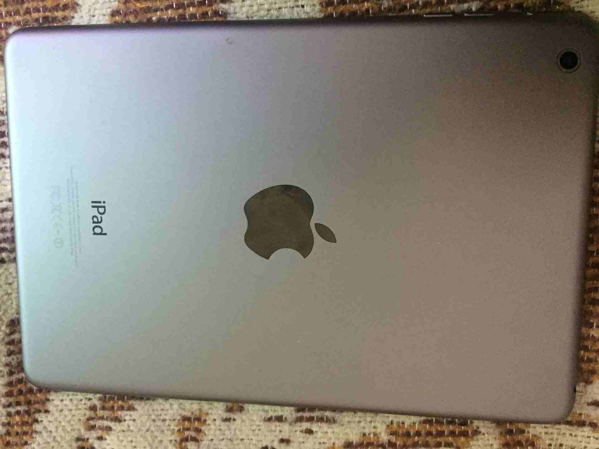 ipad mini
لا تنسَ أنك شاهدت هذا الإعلان في عنكبوت
بحاله ممتازه
--...