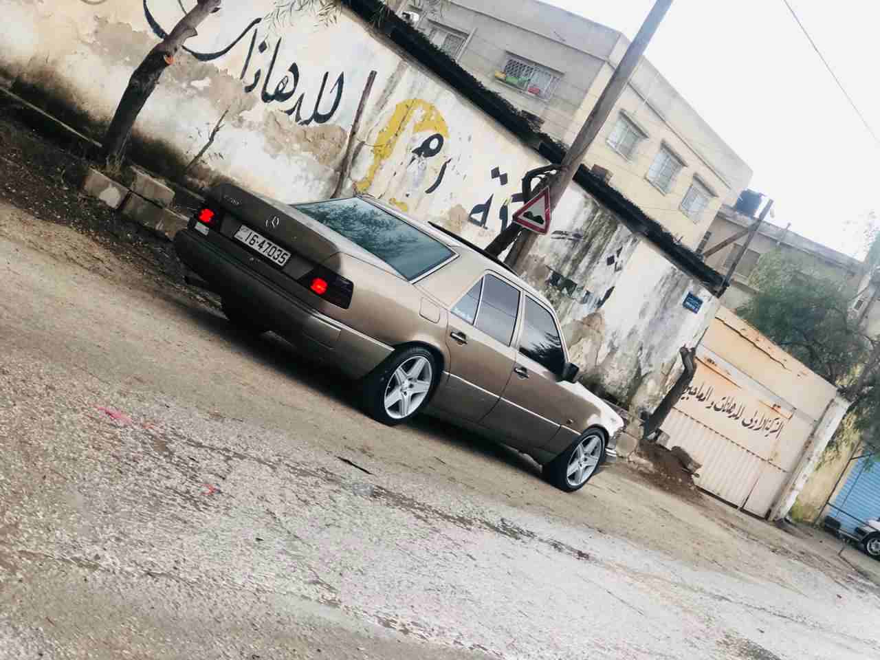 مرسيدس بطة موديل 90 فل كامل اتومتك وبسعرررررررر مغررررررري 0786678620
لا تنسَ أنك شاهدت هذا الإعلان في عنكبوت...