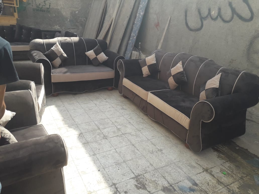 عرض الشتاء أطقم كنب كورنر مجوزه واطقم 7 مقاعد
لا تنسَ أنك شاهدت هذا الإعلان في عنكبوت
العرض...