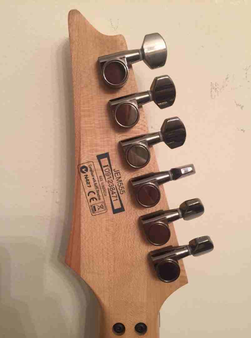 Ibanez JEM 555 / جيتار
لا تنسَ أنك شاهدت هذا الإعلان في عنكبوت
اليكترك جيتار Ibanez Ibanez JEM 55...