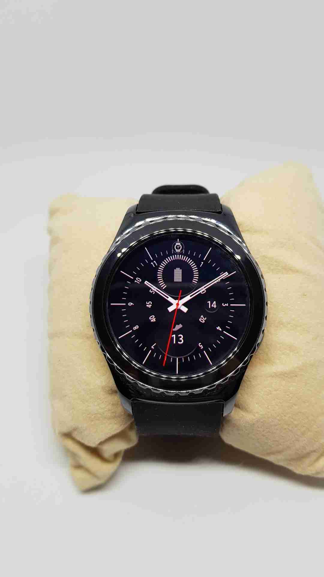 GEAR S2 CLASSIC IN EXCELLENT CONDITION                                            


	 				لا تنسَ أنك شاهدت هذا الإعلان في عنكبوت            
	 				
                                GEAR S2 CLASSI...