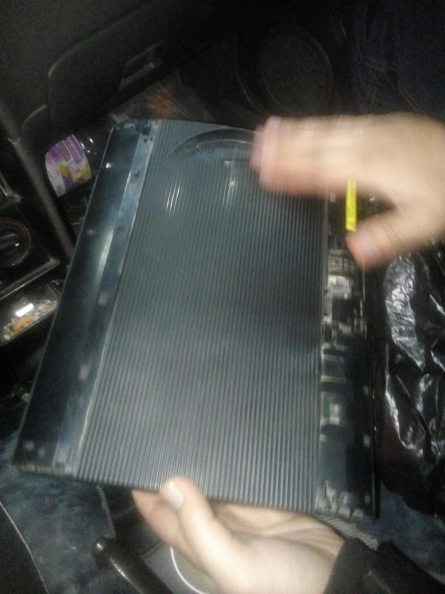 جيهاز بلايستيشان سوبر سليم معدل معاهدين تنتين هار ديسك 40 عليه لعبتين جي تي اي ط
لا تنسَ أنك شاهدت هذا الإعلان في عنكبوت...