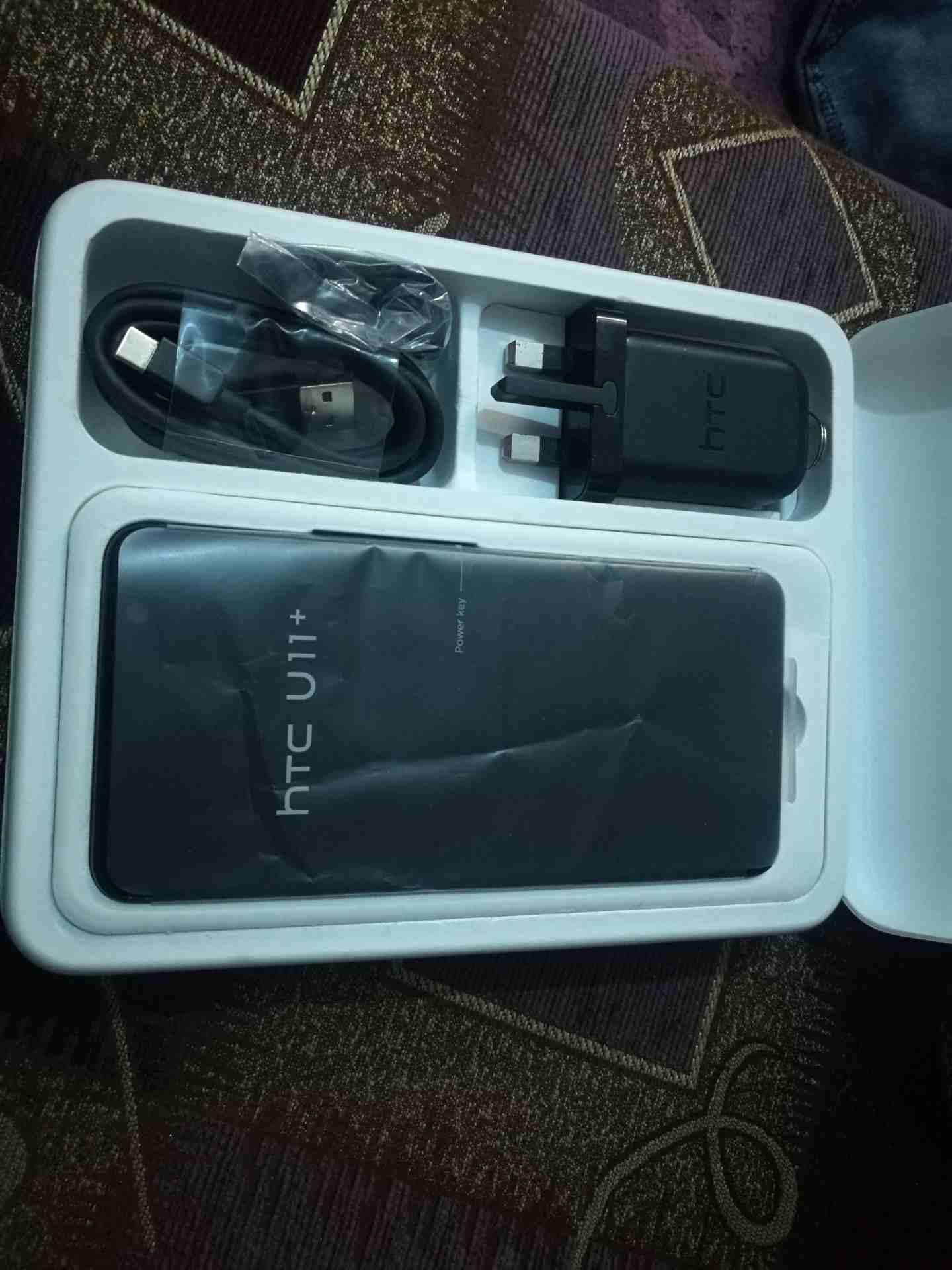 أقوى أجهزة HTC u11blus
لا تنسَ أنك شاهدت هذا الإعلان في عنكبوت
رام6
روم128
شاشه 6انش بدقة كواد ات...