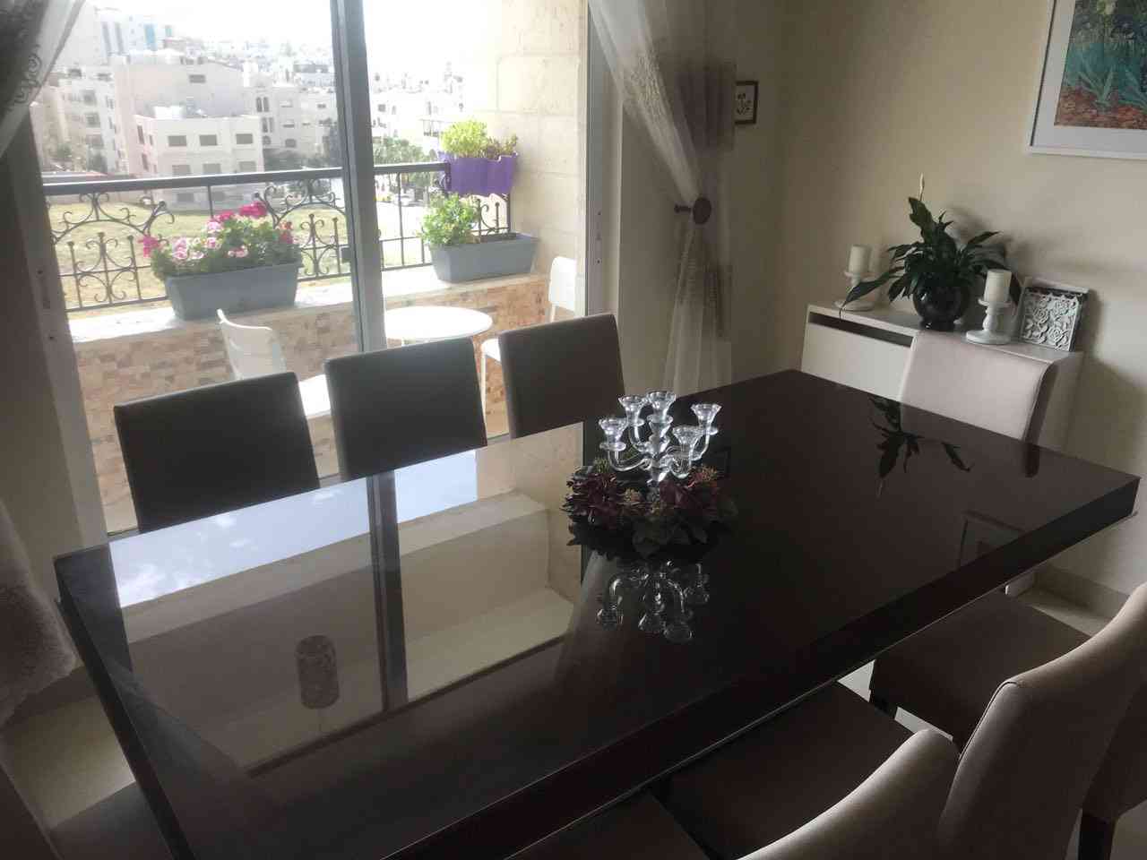 شقة للبيع او للايجار سنوي 4000 دينار                                            


	 				لا تنسَ أنك شاهدت هذا الإعلان في عنكبوت            
	 				
                                البيت مجدد بالكا...