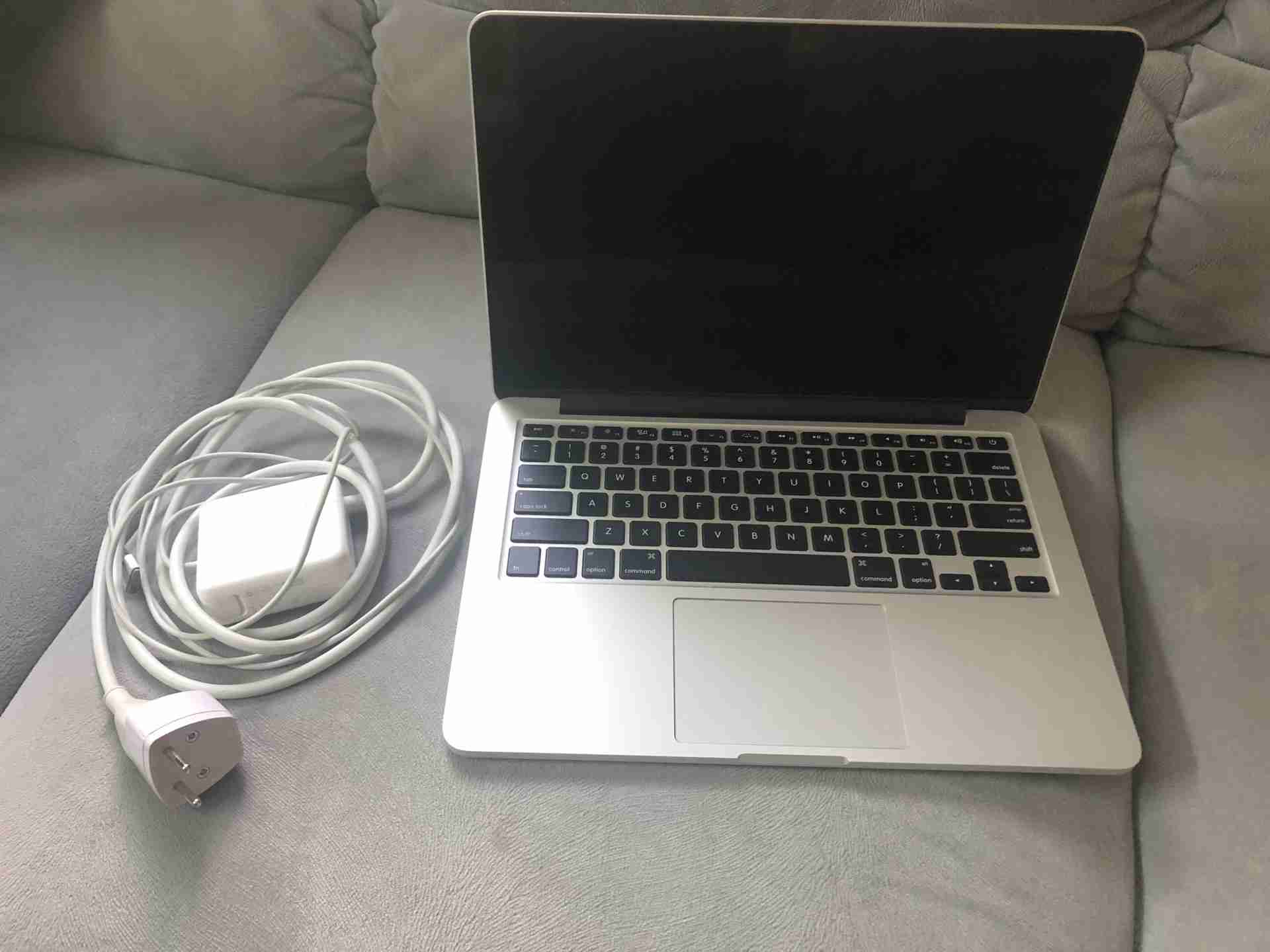 MacBook Pro                                            


	 				لا تنسَ أنك شاهدت هذا الإعلان في عنكبوت            
	 				
                                LIKE NEW! 
MacBook Pro 2014 
13in Retina...