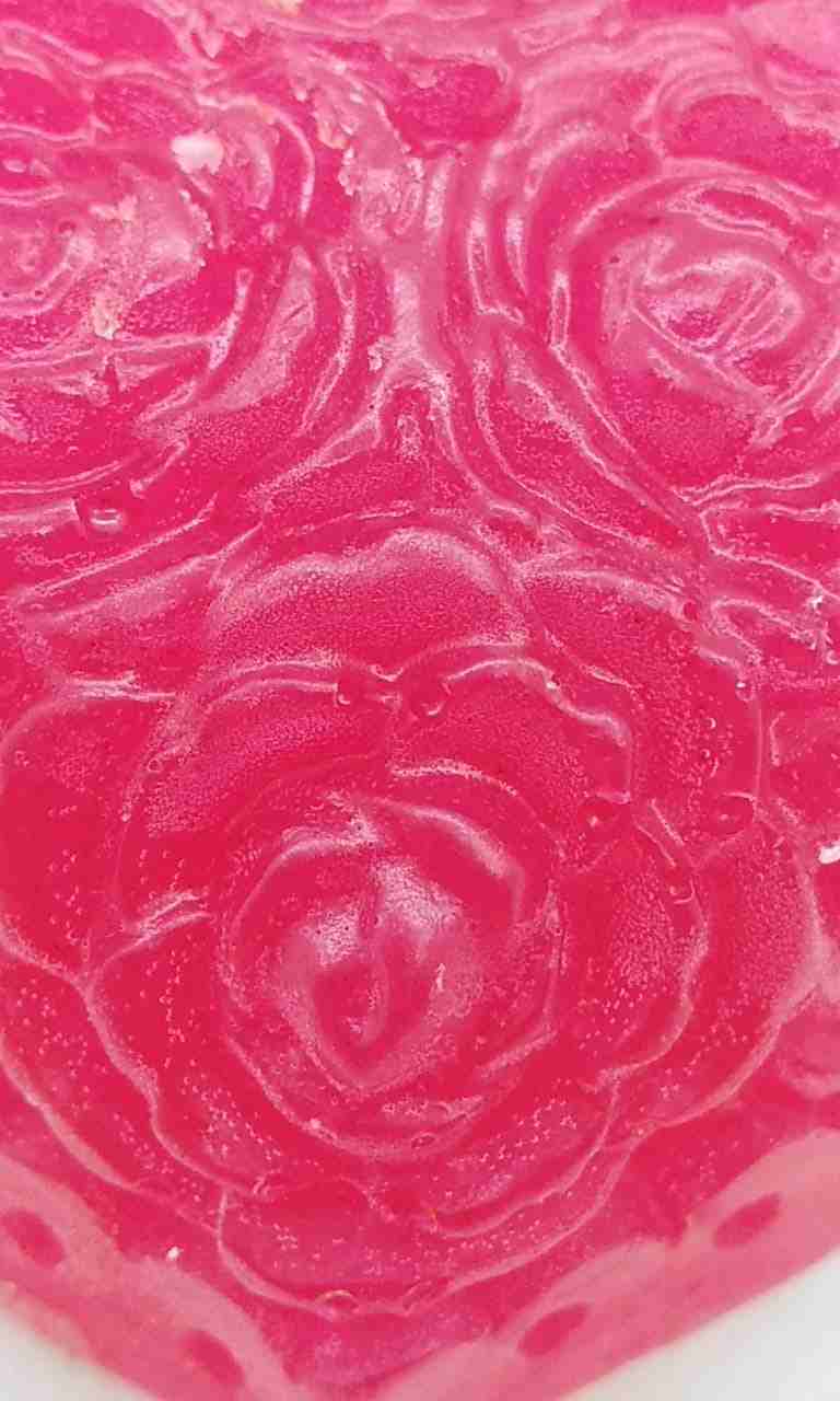 صابون للمناسبات
لا تنسَ أنك شاهدت هذا الإعلان في عنكبوت
صابون مميز بعطر فواح.. و الوان مميزه.. لج...