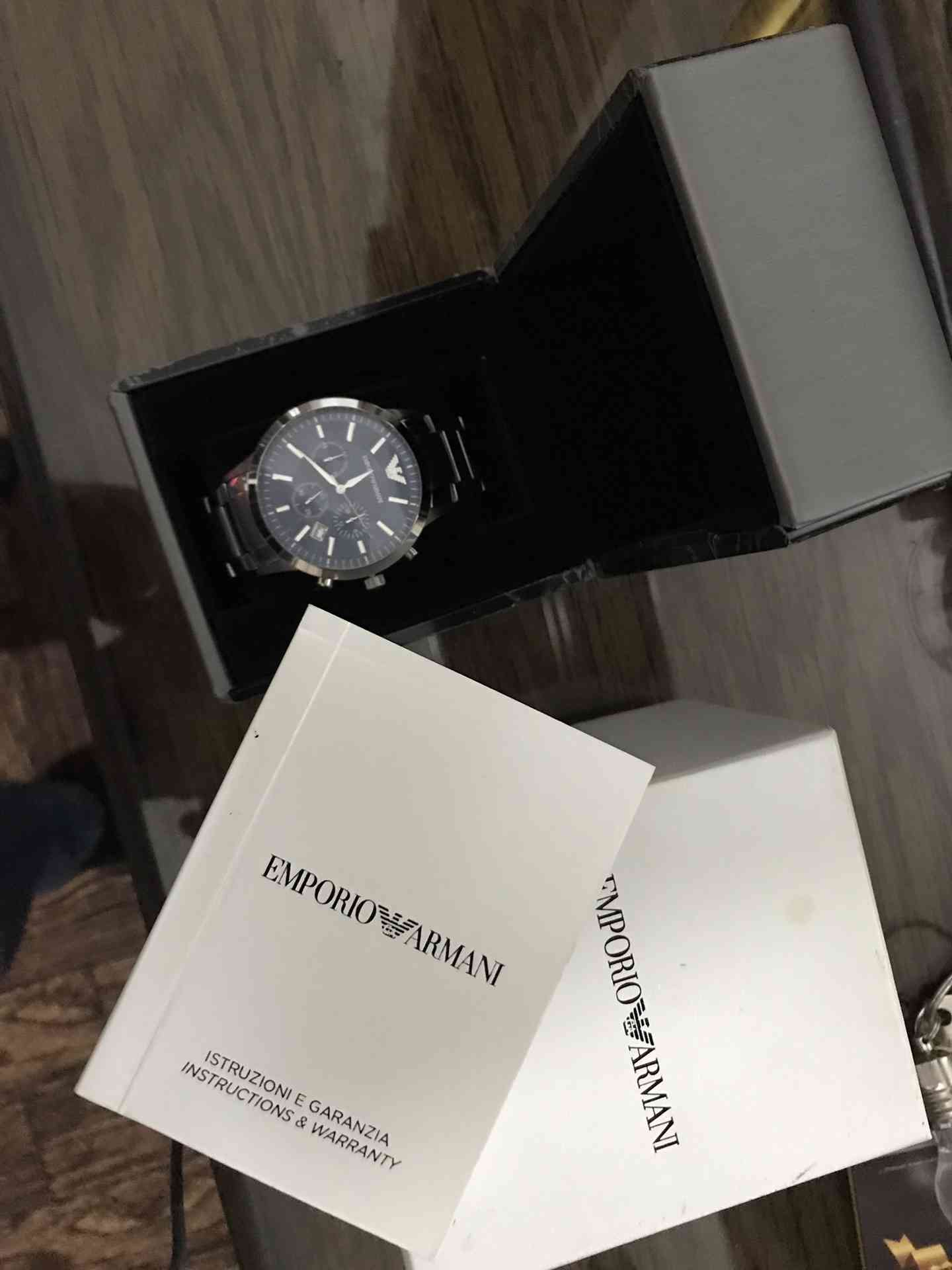 Emporio Armani AR2448                                            


	 				لا تنسَ أنك شاهدت هذا الإعلان في عنكبوت            
	 				
                                ساعه ارماني اصلي ضد الماء لغايه...