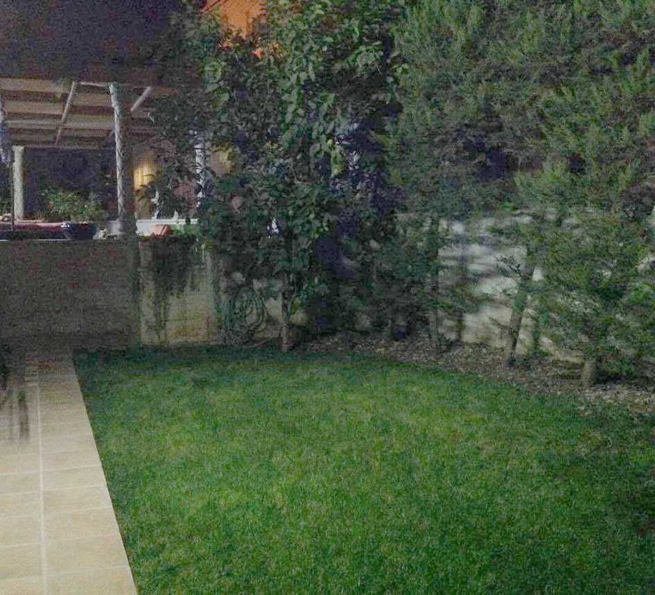 شقة ارضية 200م في دير غبار                                            


	 				لا تنسَ أنك شاهدت هذا الإعلان في عنكبوت            
	 				
                                طابق ارضي مساحة 200 متر...