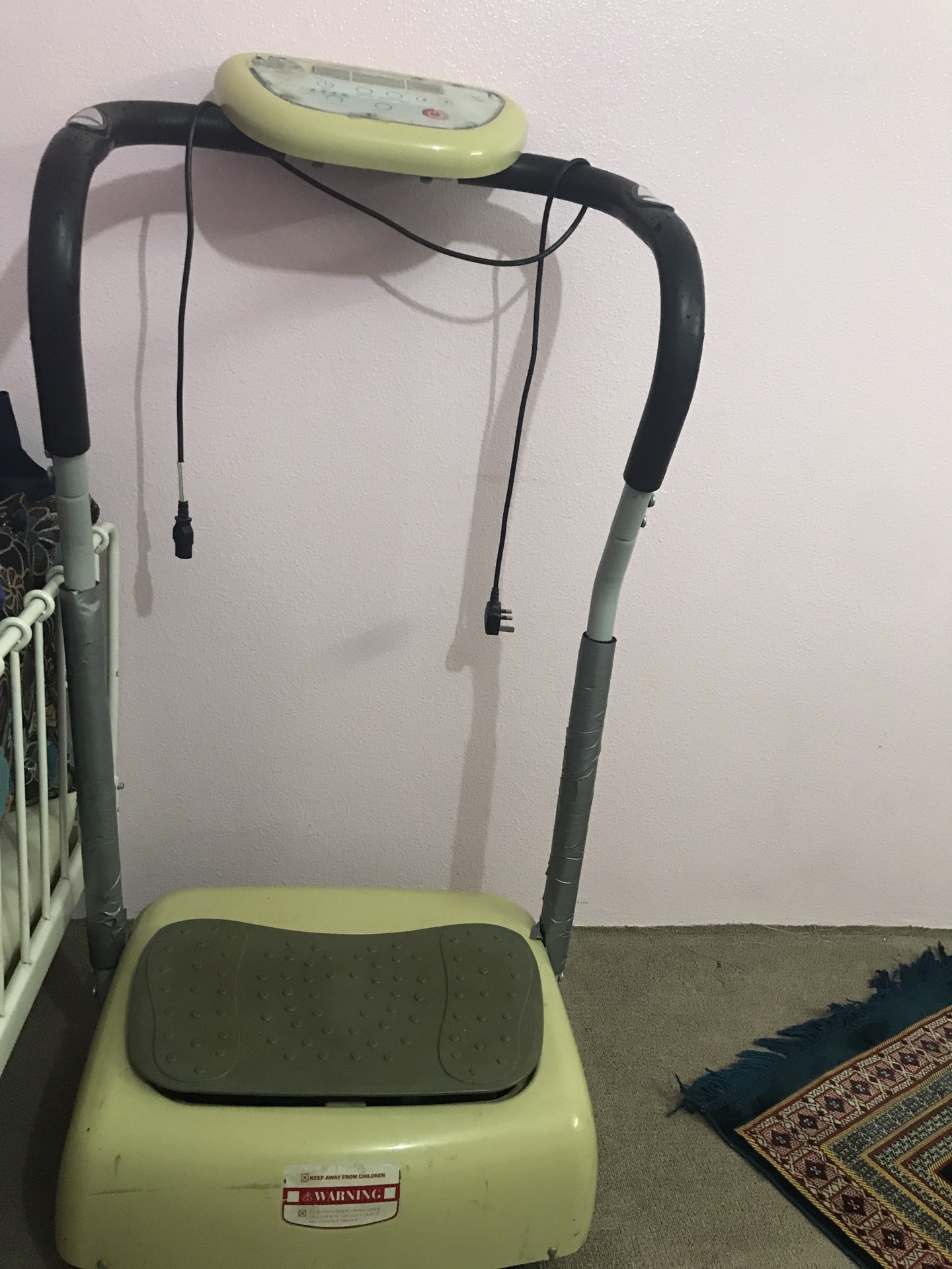 جهاز كريزى فيت                                            


	 				لا تنسَ أنك شاهدت هذا الإعلان في عنكبوت            
	 				
                                جهاز كريزى فيت 20سرعة يعمل بشكل جيدا ج...