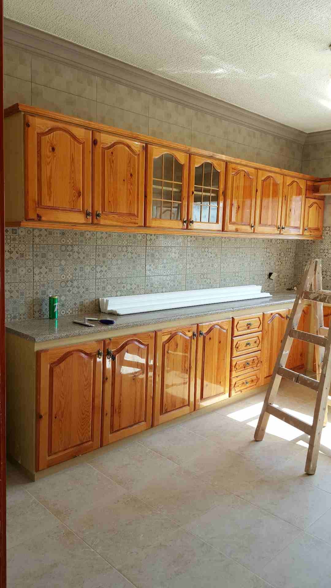 شقة فارغة مجددة بالكامل خلف مدارس الدر المنثور
لا تنسَ أنك شاهدت هذا الإعلان في عنكبوت
3 غرف نوم...