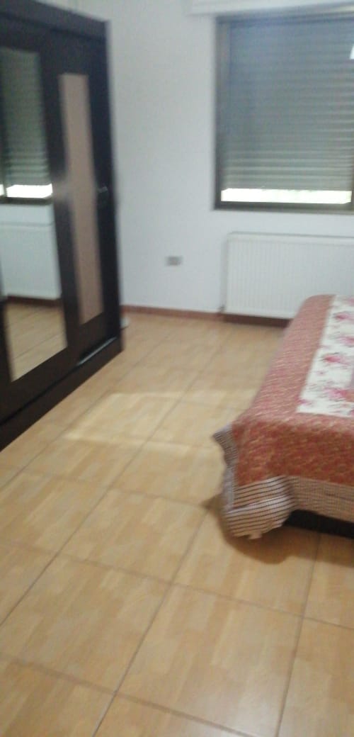 شقه ارضيه مع حديقه وكراج في الشيمساني
لا تنسَ أنك شاهدت هذا الإعلان في عنكبوت
مقابل فندق عمان...
