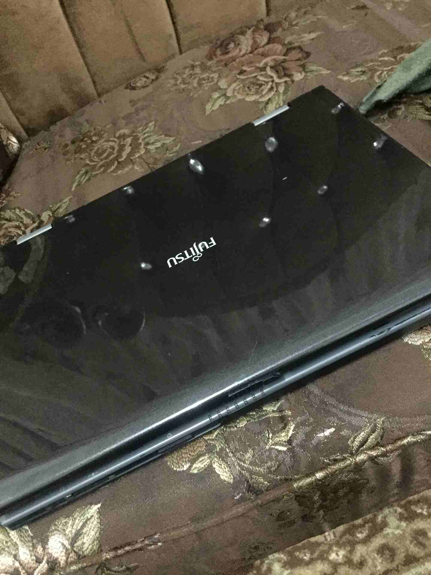 لابتوب نوع ألماني FUJITSU بمواصفات عاليه و بسعر مغري 120
لا تنسَ أنك شاهدت هذا الإعلان في عنكبوت...