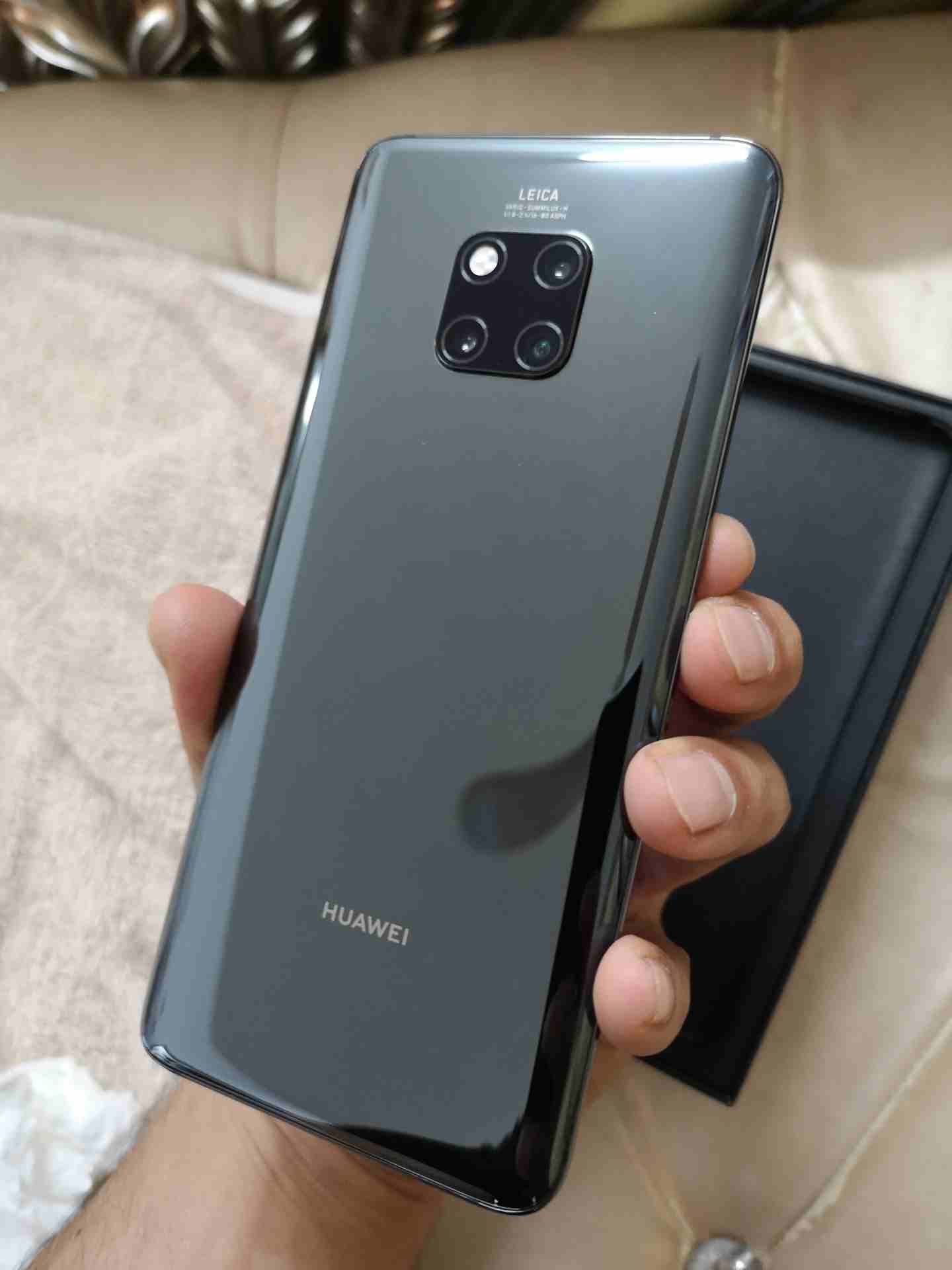 جوال هواوي Mate 20 Pro بحالة الجديد للبيع                                            


	 				لا تنسَ أنك شاهدت هذا الإعلان في عنكبوت            
	 				
                            السلام عليكم ور...