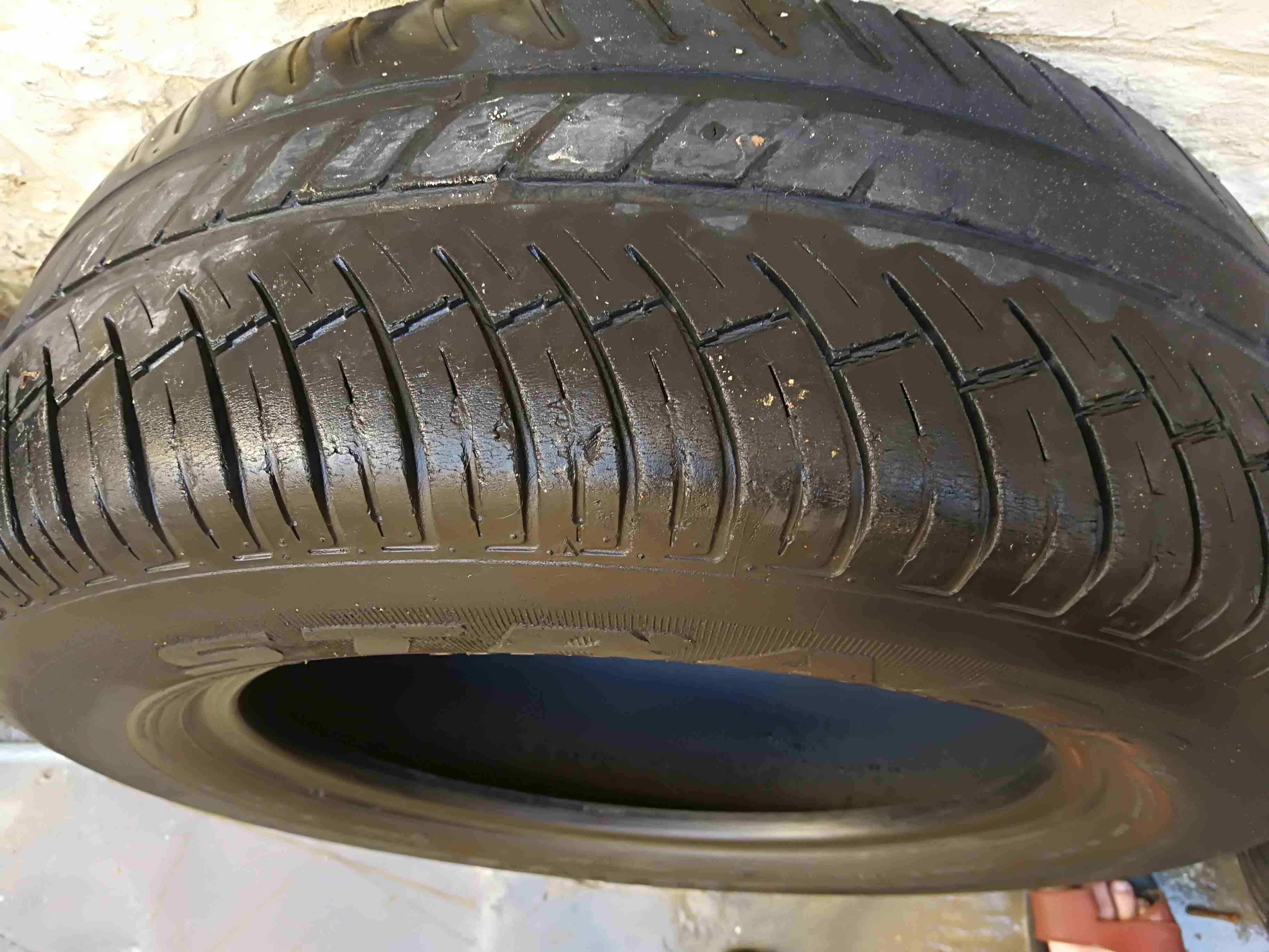 3 فردات كوشوك قياس 205/65/15                                            


	 				لا تنسَ أنك شاهدت هذا الإعلان في عنكبوت            
	 				
                            3 فردات كوشوك نص عمر نظاف، ف...