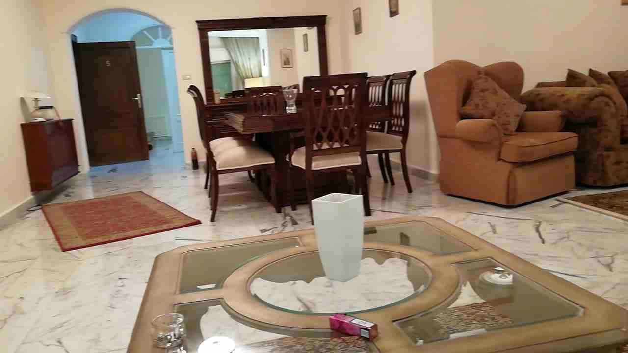 شقة مفروشة في دير غبار الحي الدبلوماسي للايجار
لا تنسَ أنك شاهدت هذا الإعلان في عنكبوت
مساحة الشق...