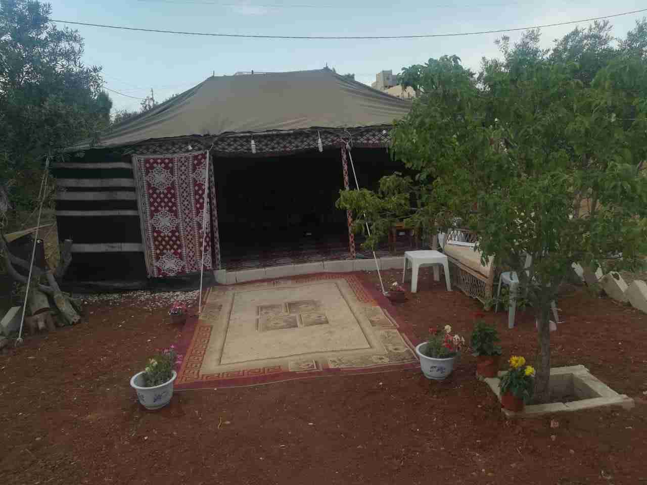 خيمة خليجية مميزة قياس 4*6 شتوي صيفي جملون بيت شعر
لا تنسَ أنك شاهدت هذا الإعلان في عنكبوت
خي...