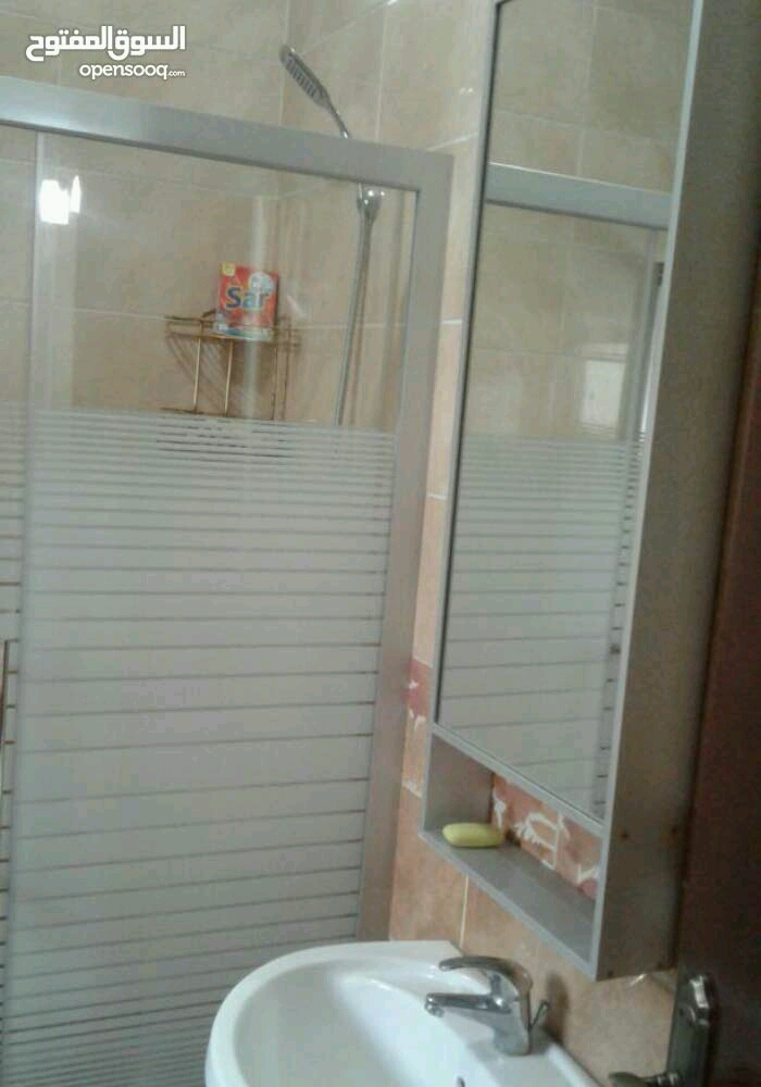 ستوديوهات مفروشه للإيجار اليومي. Full furnished studios for daily rent 35JDs
لا تنسَ أنك شاهدت هذا الإعلان في عنكبوت...