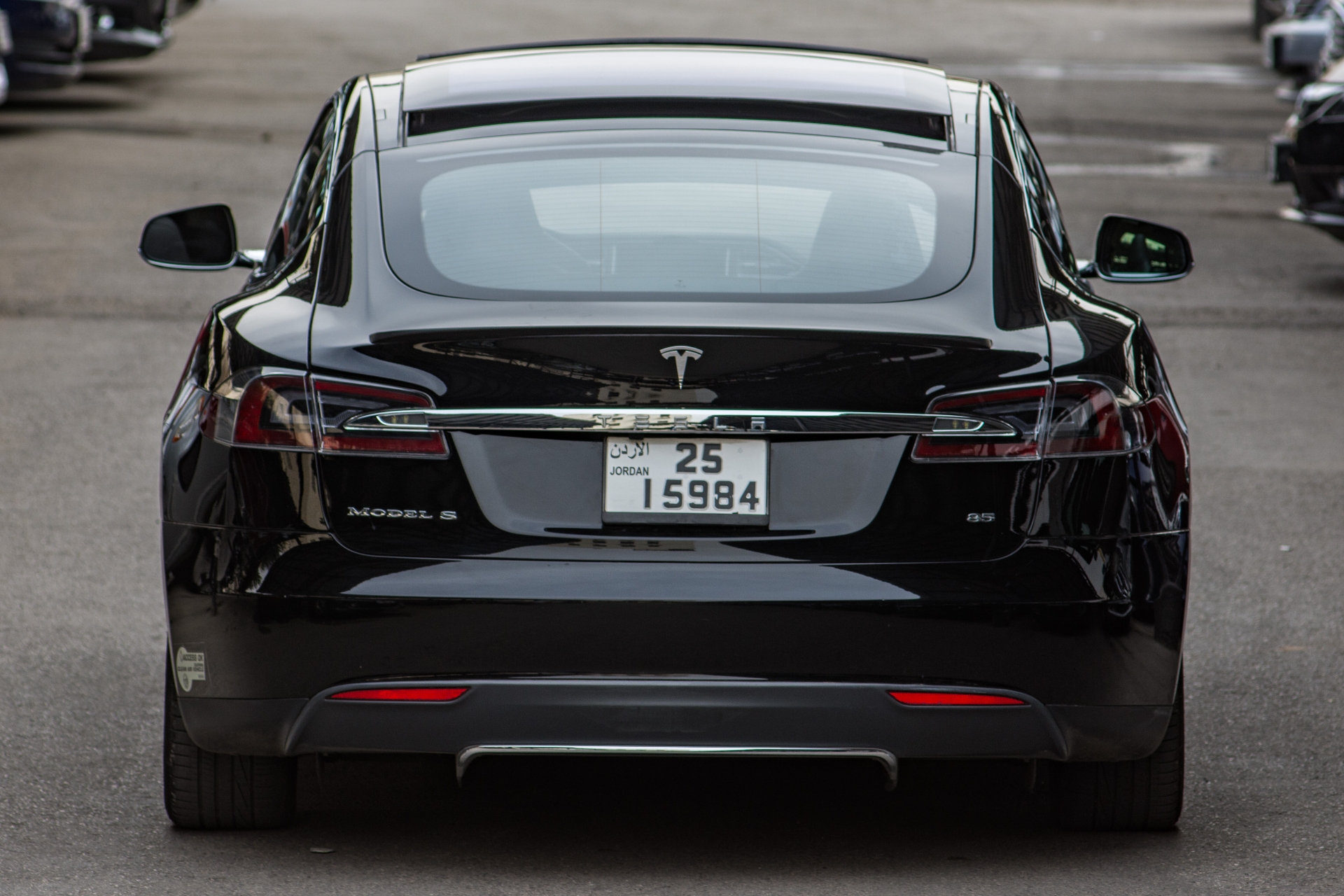 Tesla 85 تسلا 85 فحص كامل
لا تنسَ أنك شاهدت هذا الإعلان في عنكبوت
Tesla model s 85
Full Panor...