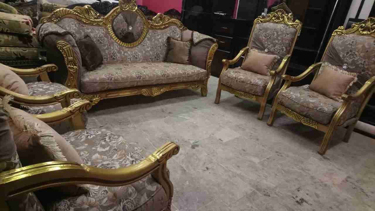 أثاث منزلي فاخر للبيع بسعر مغري
لا تنسَ أنك شاهدت هذا الإعلان في عنكبوت
عفش منزلي طقم مصري وغ...