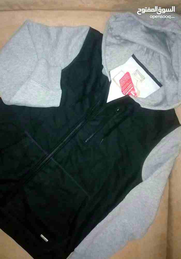 جاكيتات ماركات عالمية اصلي وجديد 100% pull&bear Springfield converse
لا تنسَ أنك شاهدت هذا الإعلان في عنكبوت...