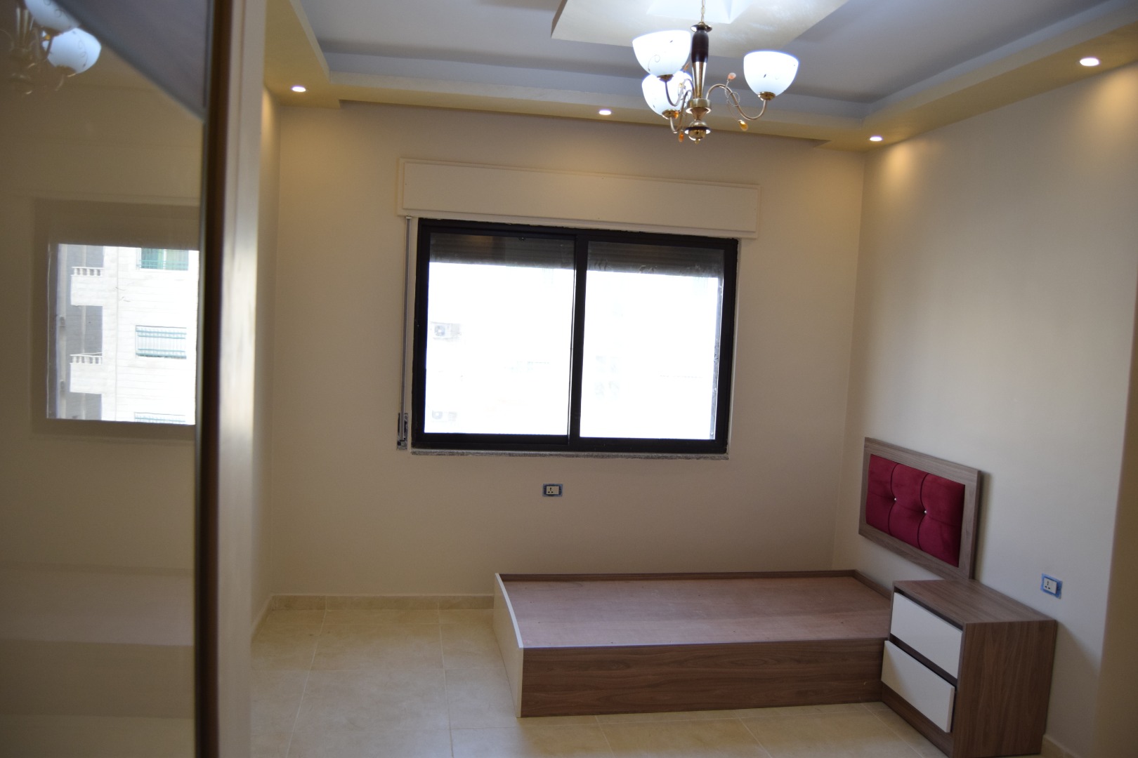 مبنى سكني تشطيب فندقي جديد للايجار في شارع الجامعة
لا تنسَ أنك شاهدت هذا الإعلان في عنكبوت
لل...