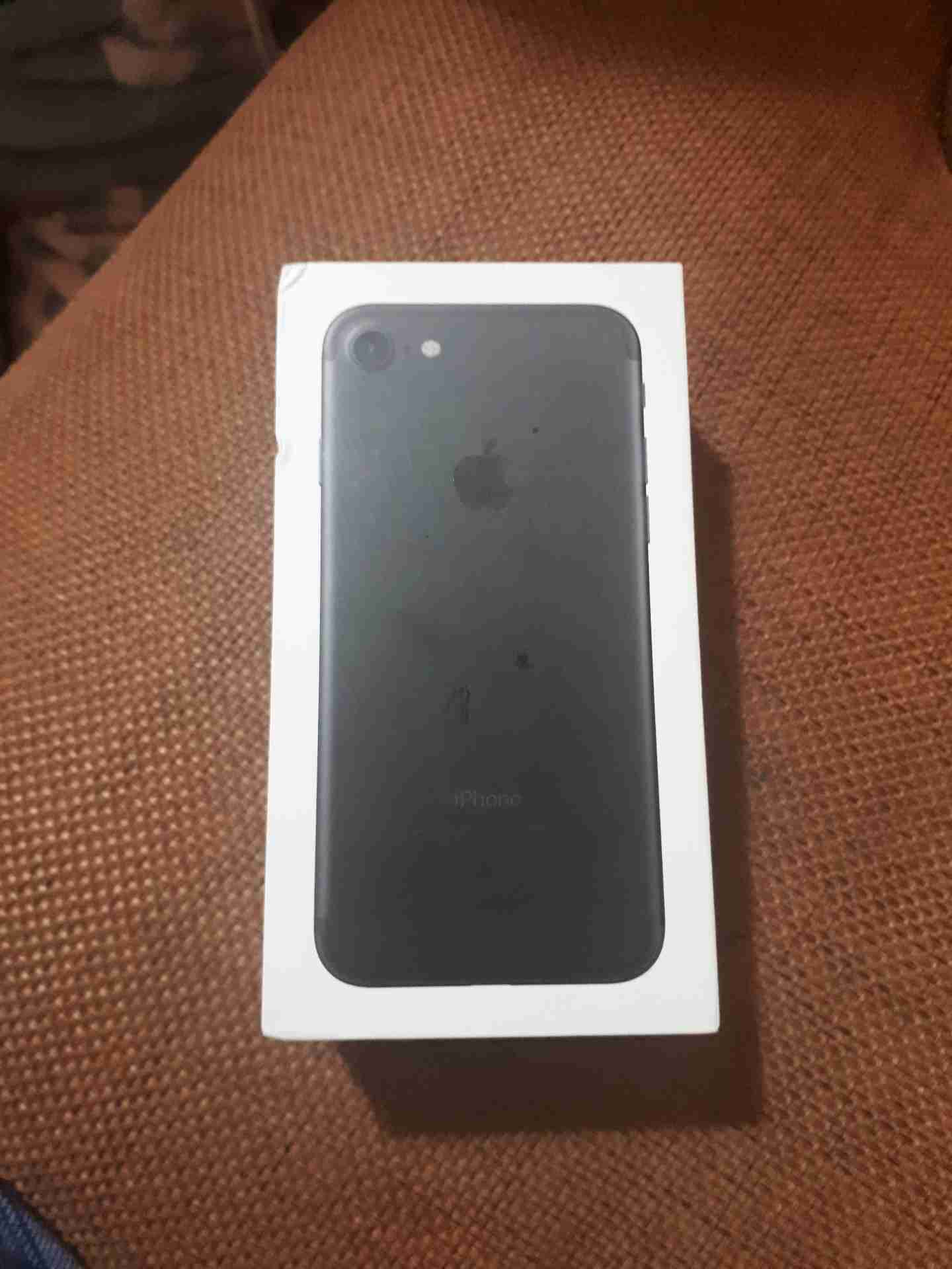 للبيع ايفون 7 G 32
لا تنسَ أنك شاهدت هذا الإعلان في عنكبوت
للبيع فقط ايفون 7 لون اسود كامل اغ...