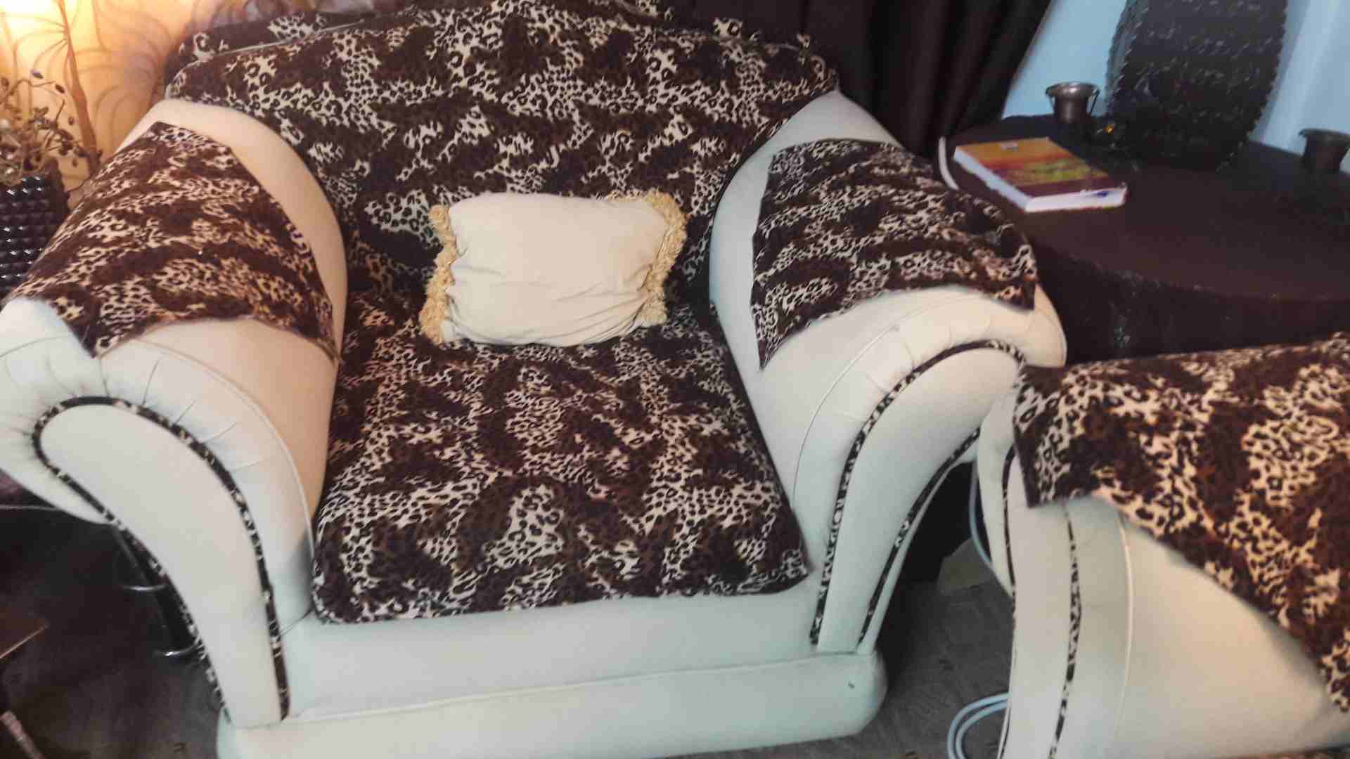 للبيع عفش
لا تنسَ أنك شاهدت هذا الإعلان في عنكبوت
للبيع للتواصل 0788886485
--------------...