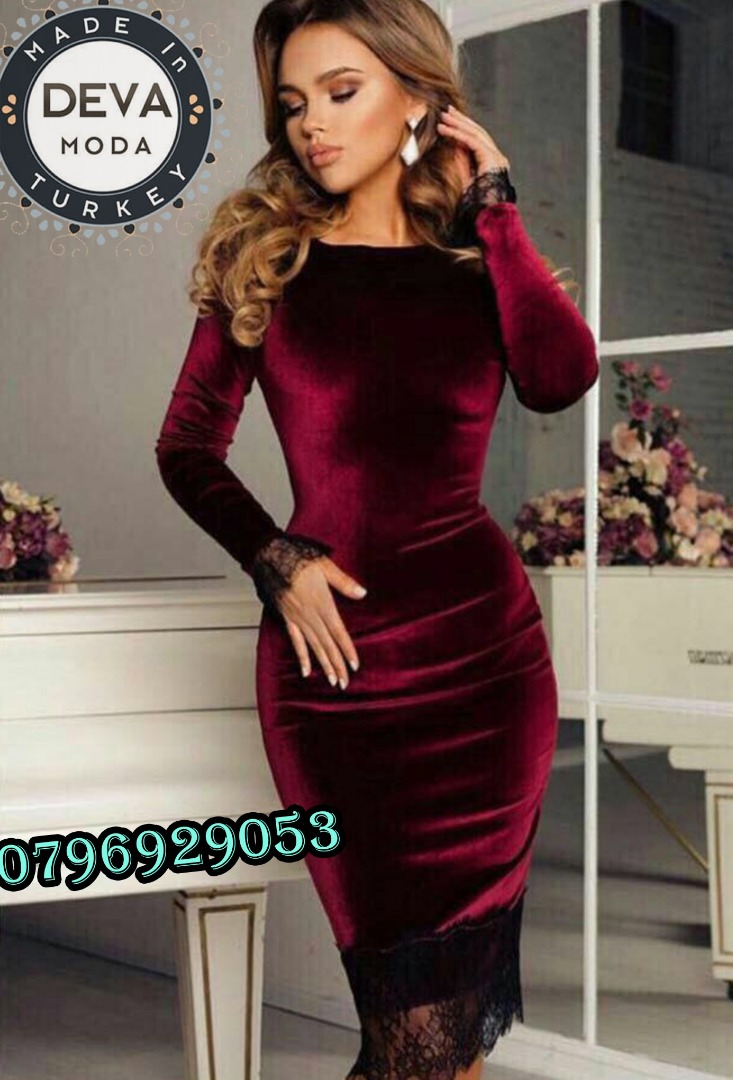 مخمل قصير مع دانتيل                                            


	 				لا تنسَ أنك شاهدت هذا الإعلان في عنكبوت            
	 				
                                ملابس تركية Deva Moda
لذوق أساس...