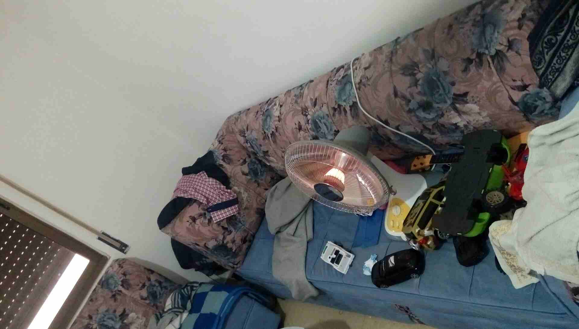 اثاث بيت كامل لقطه بغرض السفر بقيمة 1200 دينار
لا تنسَ أنك شاهدت هذا الإعلان في عنكبوت
الاثاث مك...