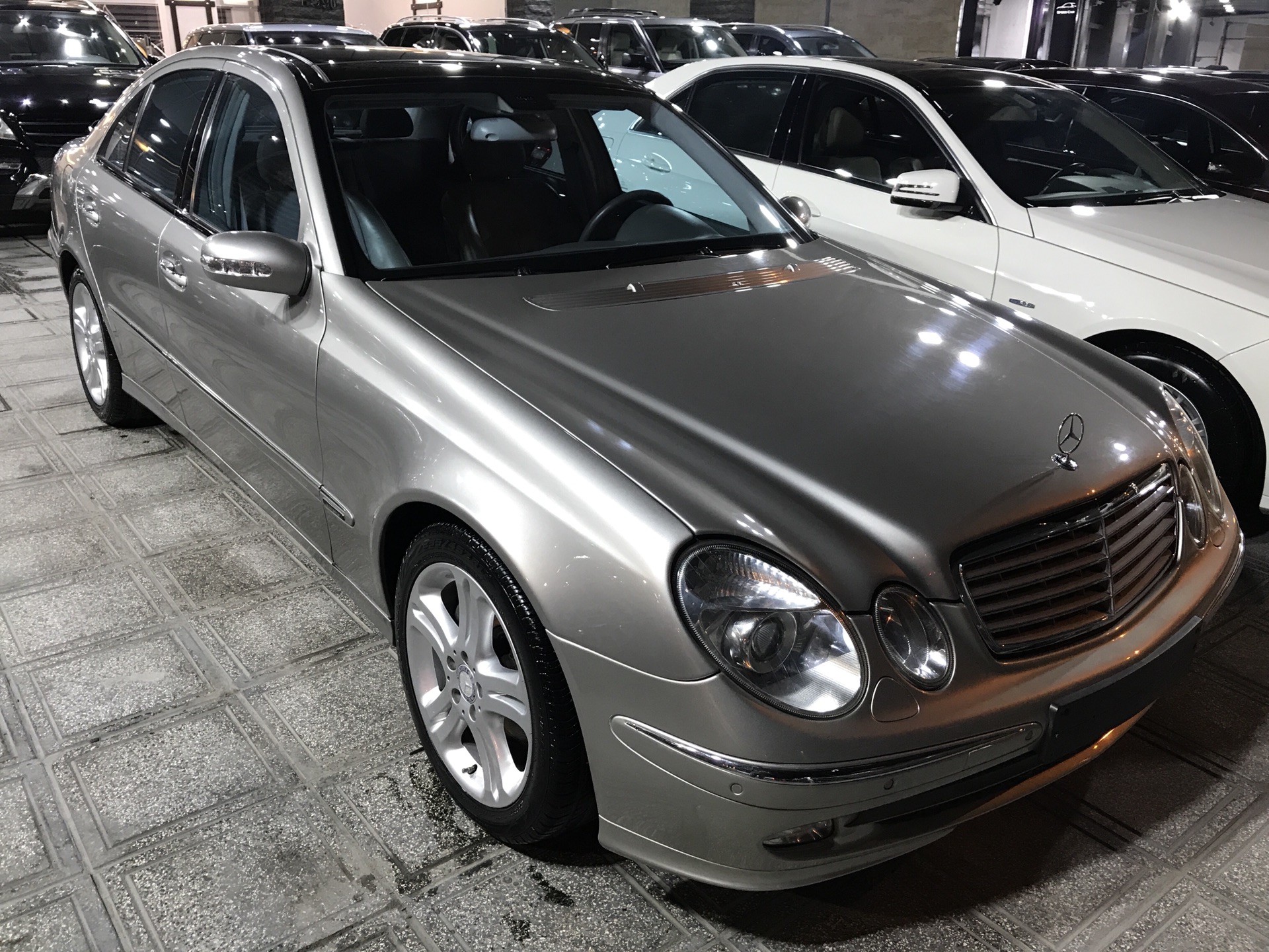 مرسيدس e200  2004  افنجارد                                            


	 				لا تنسَ أنك شاهدت هذا الإعلان في عنكبوت            
	 				
                                مرسيدس E200 موديل 2004 
فح...