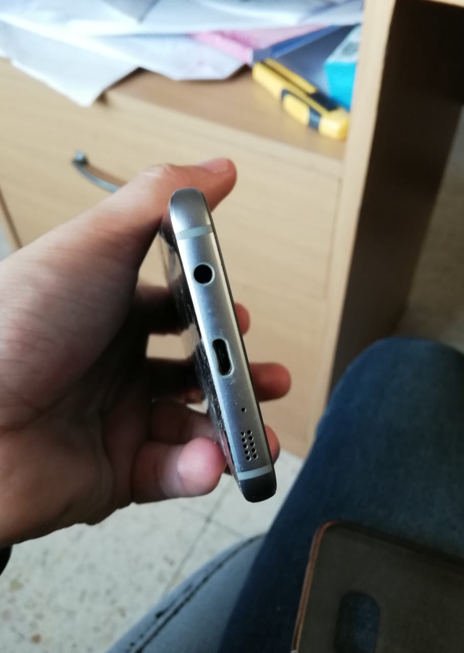 هاتف S7 فلات للبيع أقرأ التفاصيل
لا تنسَ أنك شاهدت هذا الإعلان في عنكبوت
الجهاز شغال 100 بس...