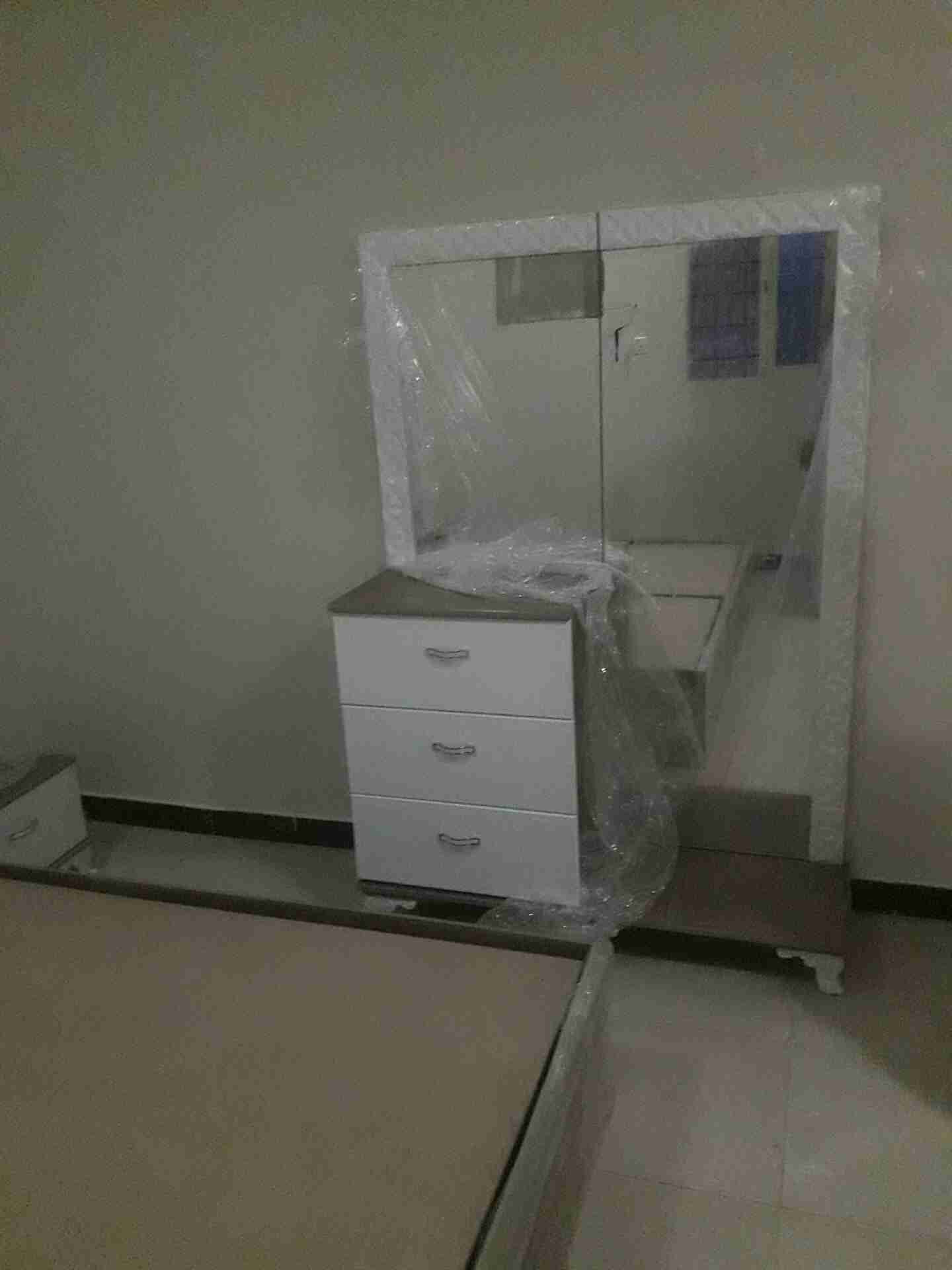 مصنع لإنتاج غرف النوم الوطنى نفرين جميع الأوان خشب لامنتك
لا تنسَ أنك شاهدت هذا الإعلان في عنكبوت...