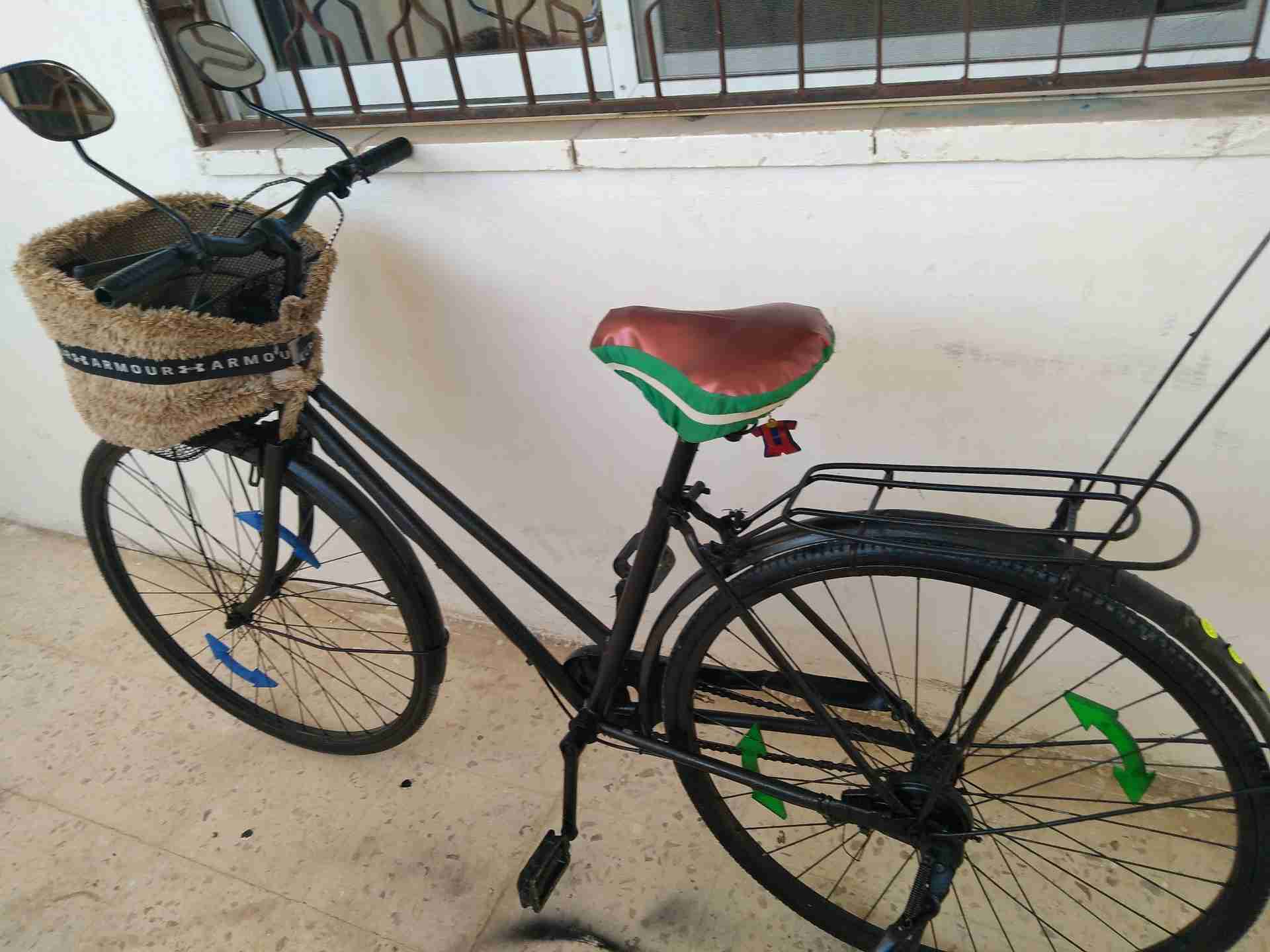 بسكليت فلبس بحاله ممتازه للبيع مثل ما هيه موجوده بالصور مع بريك خلفي
لا تنسَ أنك شاهدت هذا الإعلان في عنكبوت...