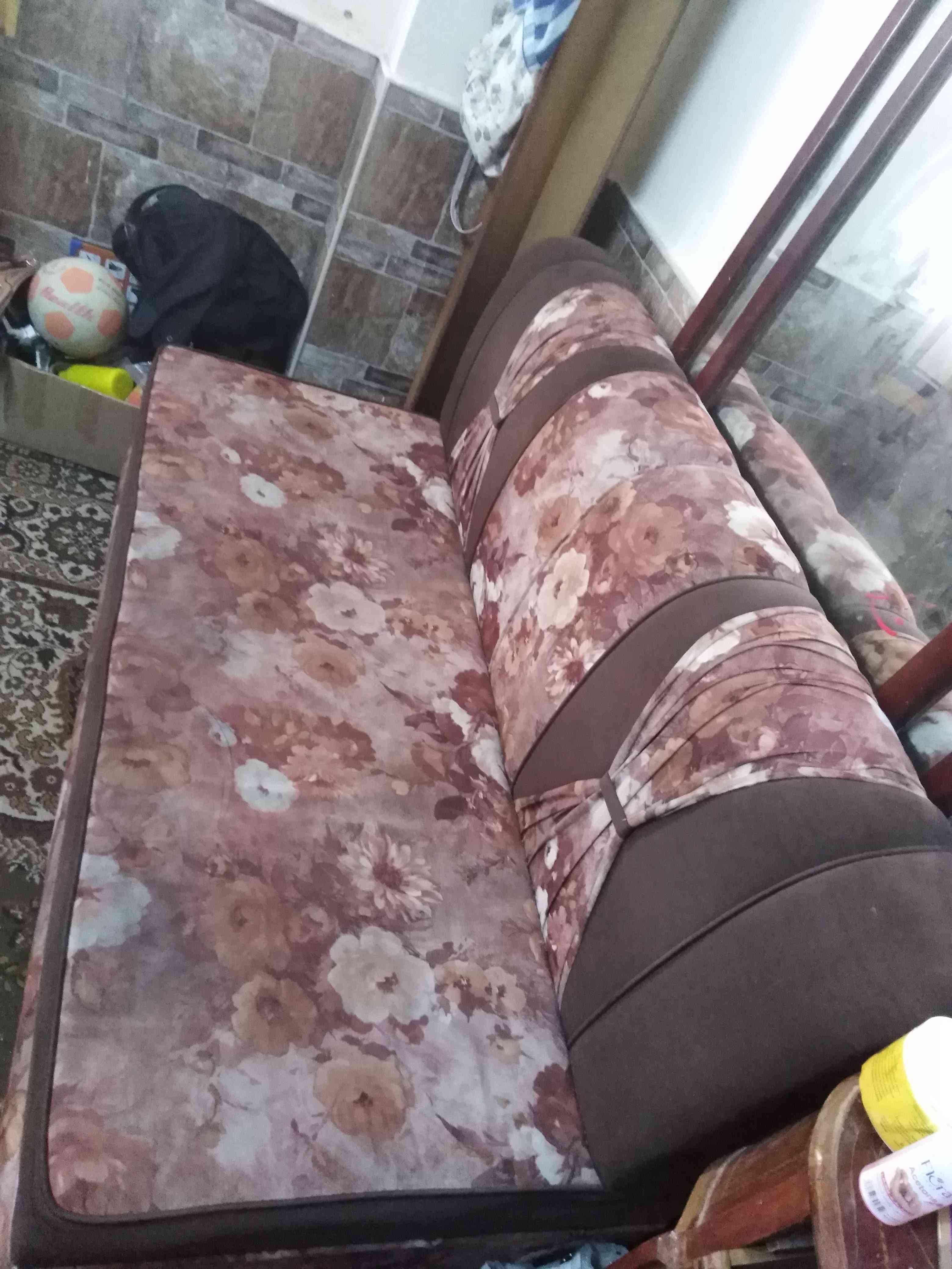 مجموعه اشياء للبيع او البدل
لا تنسَ أنك شاهدت هذا الإعلان في عنكبوت
قطه مع جوازها السفر مع كر...
