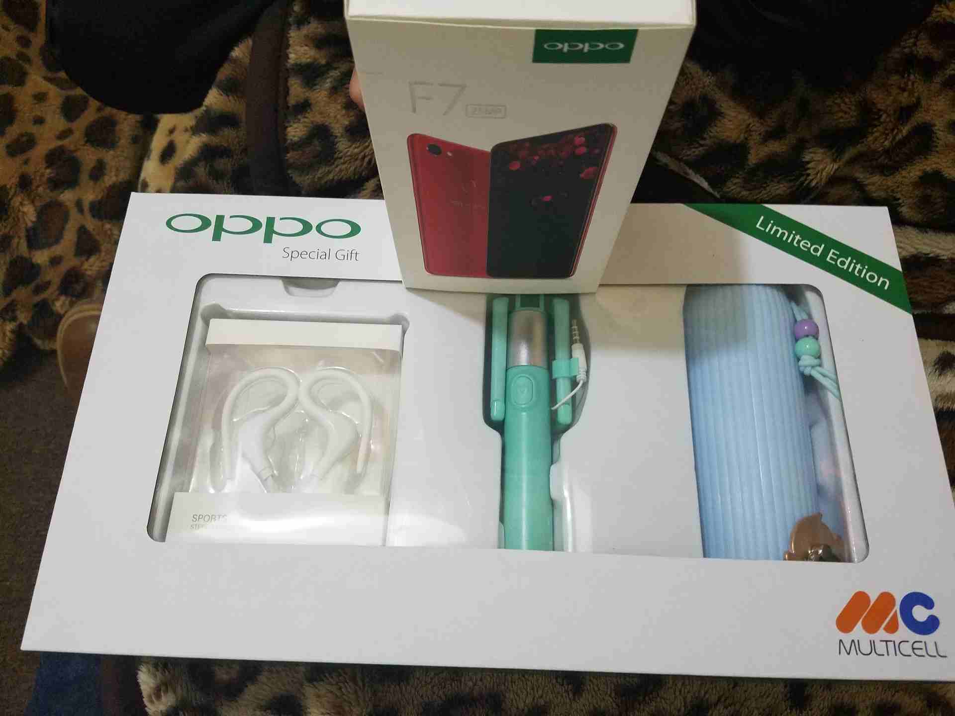 للبيع oppo f7 فل بكج و كرتونته استعمال 18 يوم وكاله ولا خدش ولا نقره                                            


	 				لا تنسَ أنك شاهدت هذا الإعلان في عنكبوت...