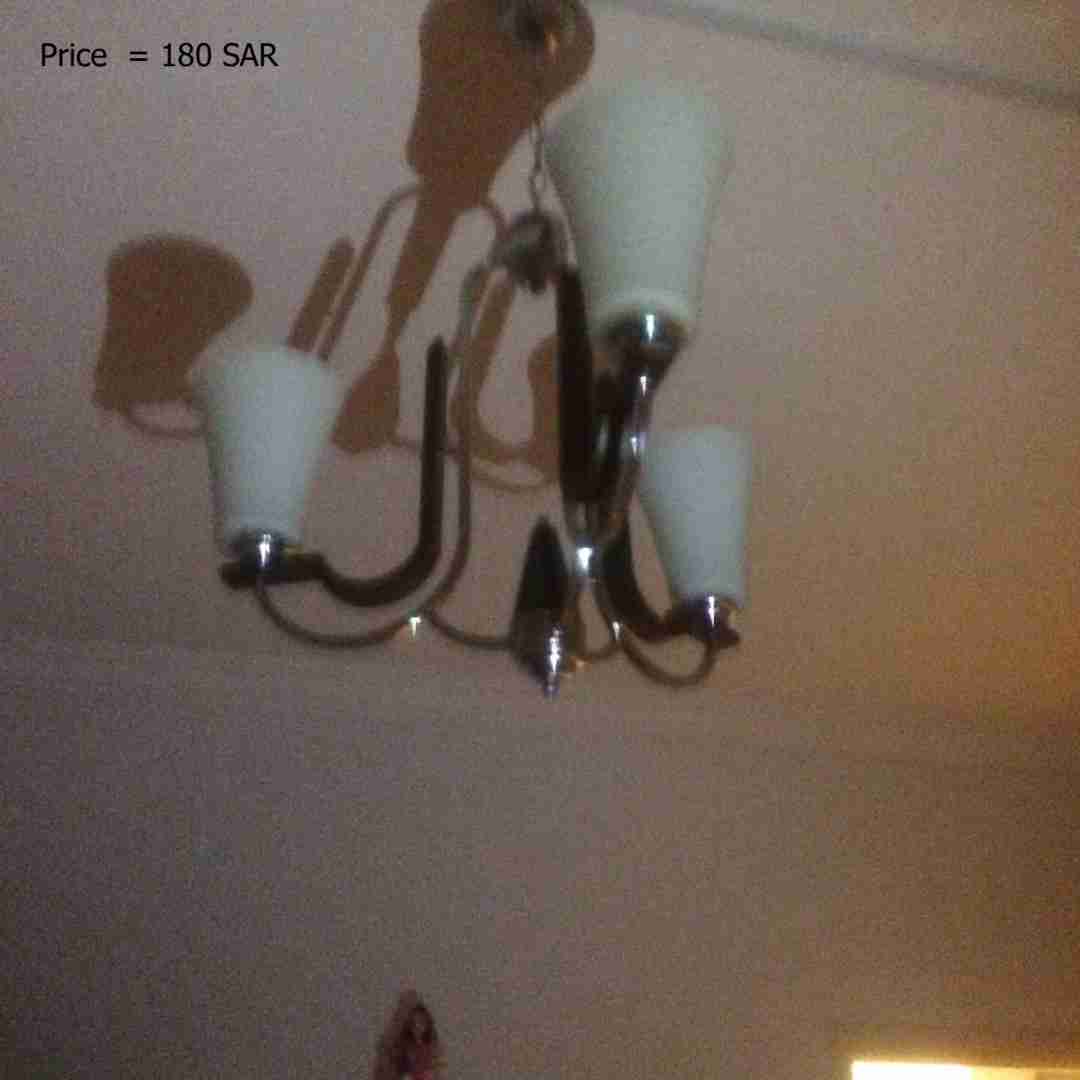 Chandelier for sale - نجفات للبيع
لا تنسَ أنك شاهدت هذا الإعلان في عنكبوت
5 نجفات للبيع شبه...