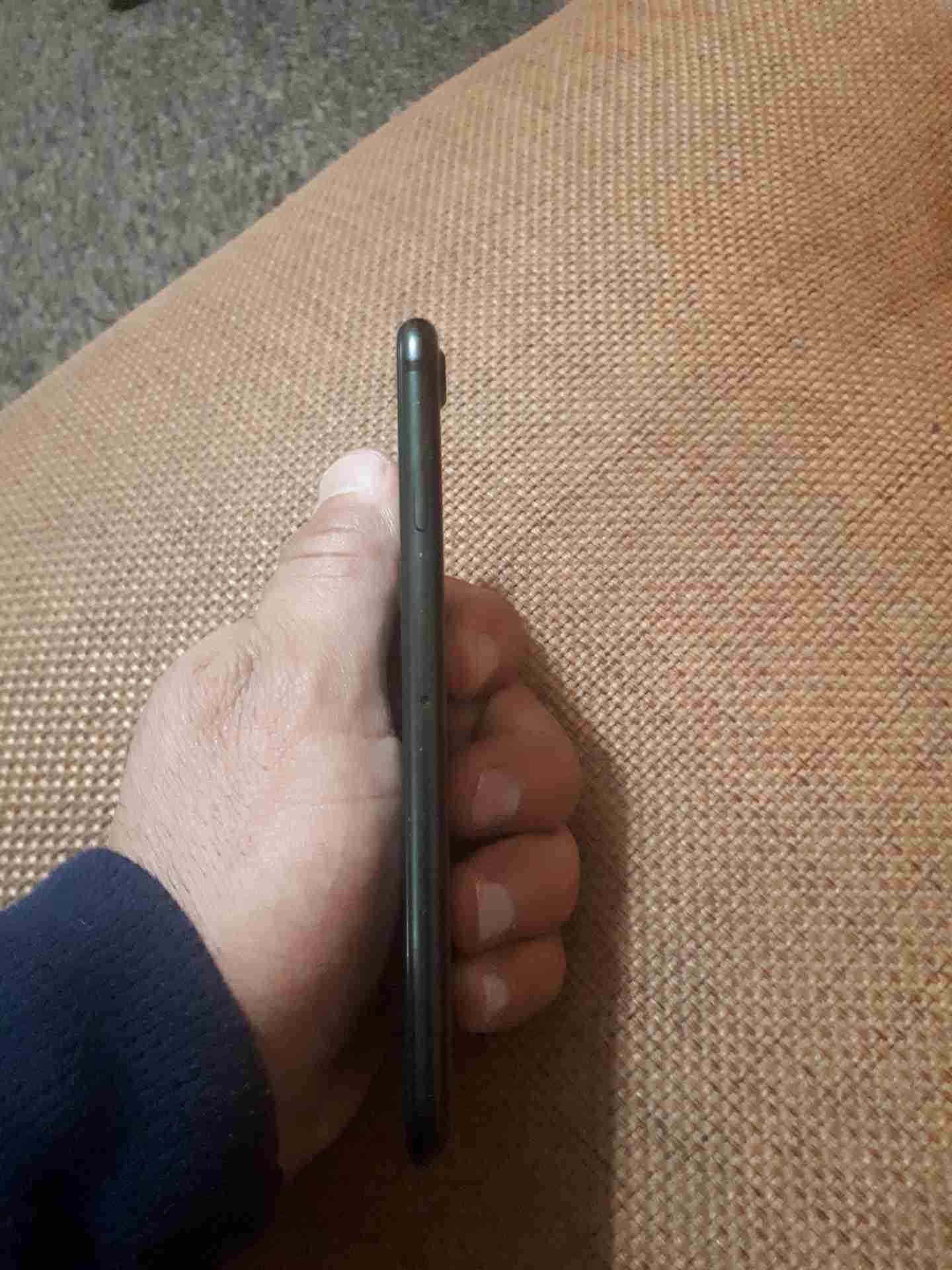 للبيع ايفون 7 G 32
لا تنسَ أنك شاهدت هذا الإعلان في عنكبوت
للبيع فقط ايفون 7 لون اسود كامل اغ...