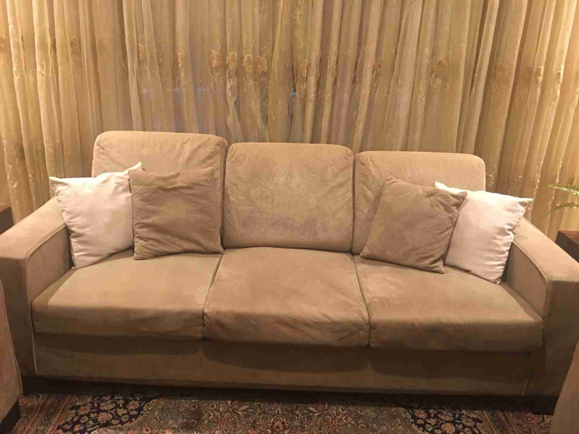 الجبيهه                                            


	 				لا تنسَ أنك شاهدت هذا الإعلان في عنكبوت            
	 				
                                طقم كنب امريكي من centerpoint مكون من 6 مقاعد...