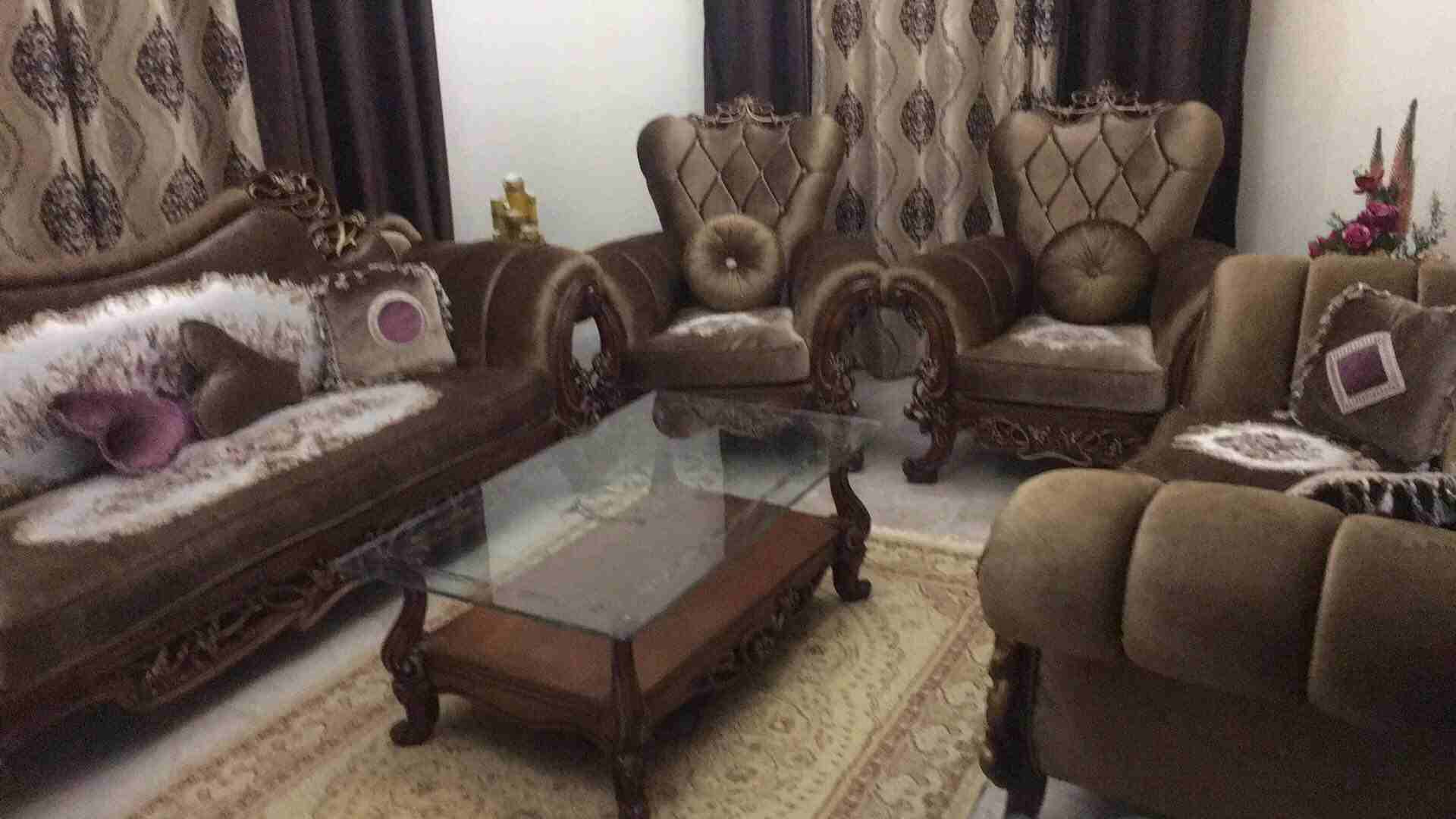 طقم كنب بحالة الوكالة                                            


	 				لا تنسَ أنك شاهدت هذا الإعلان في عنكبوت            
	 				
                            طقم كنب خشب بحالة الوكالة  إستعمال...